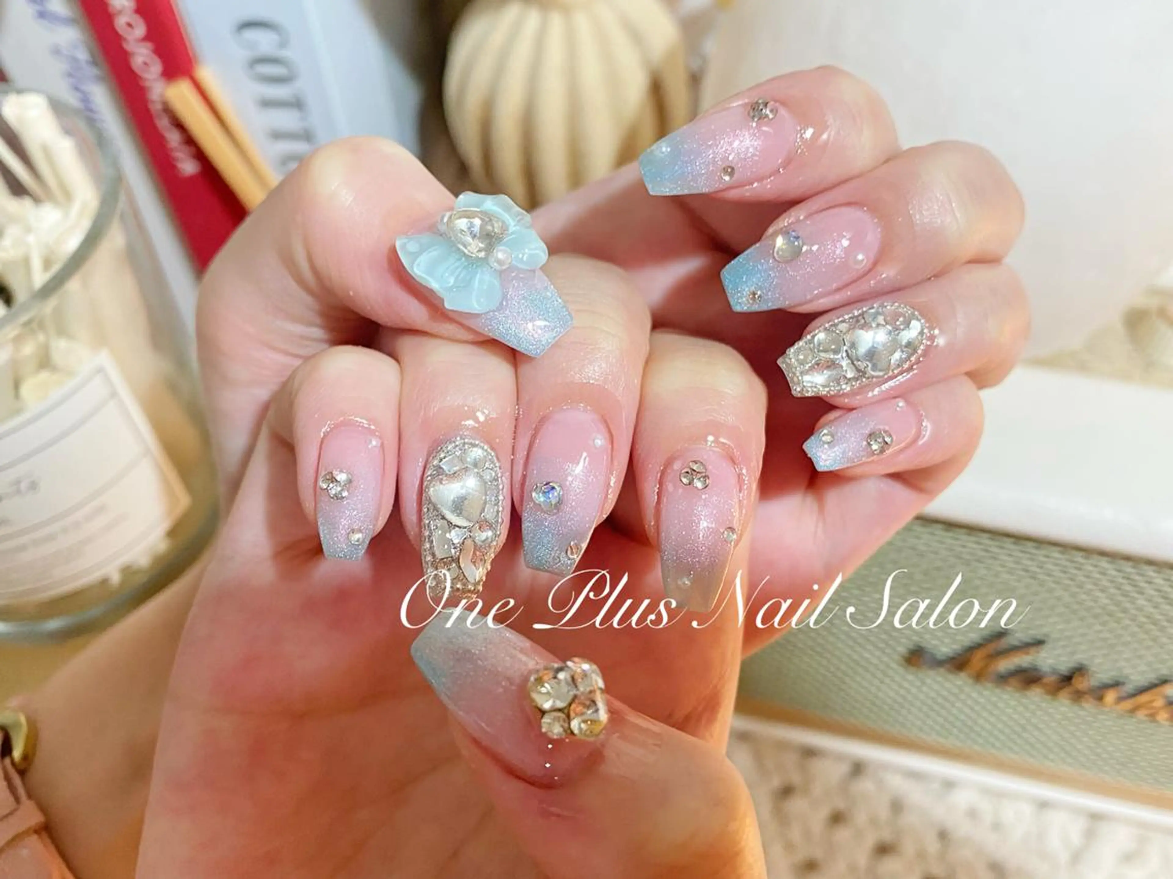 ネイル One Plus Nail Salonのネイルデザイン