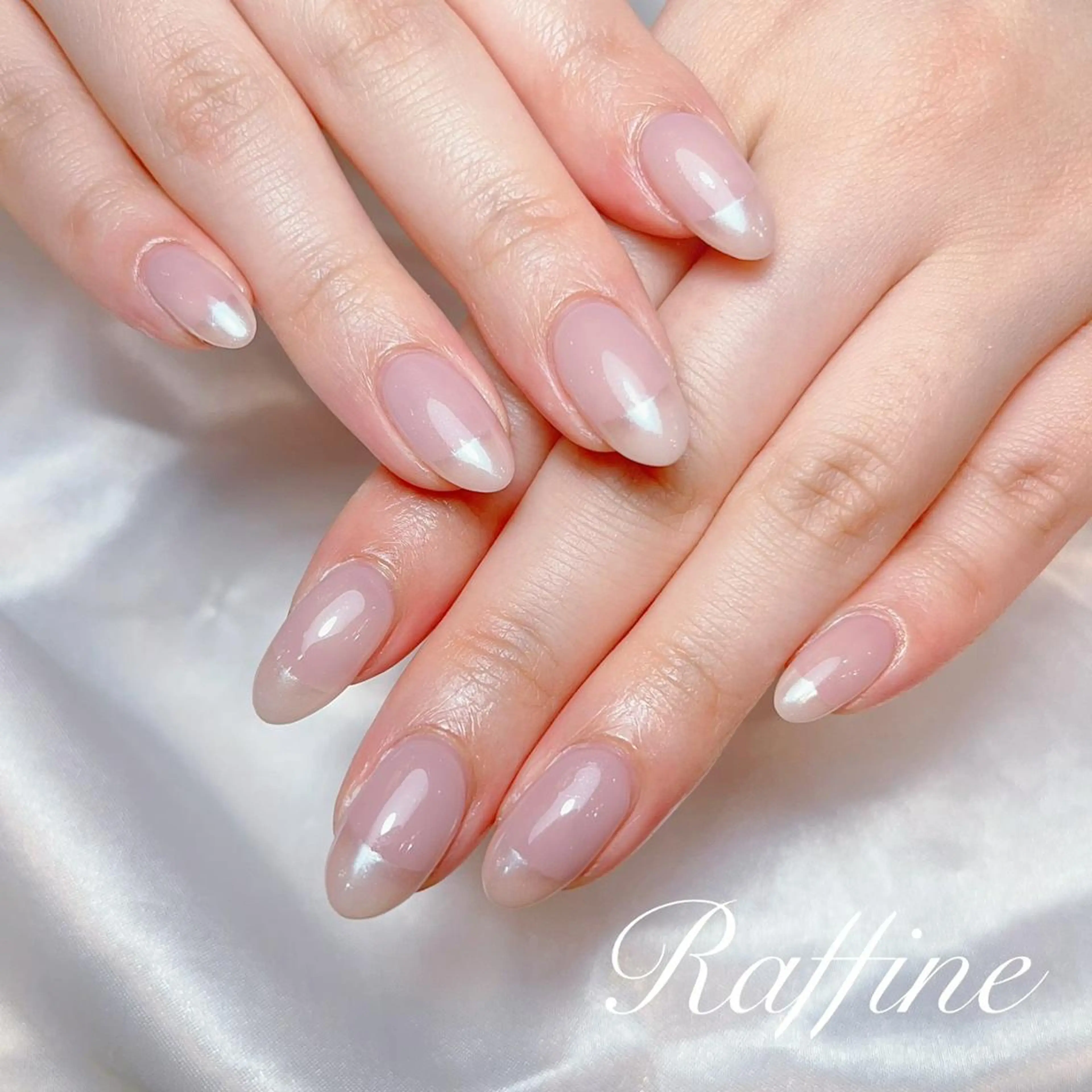 ネイル ハンドネイル RAFFINE haru🦋🩵のネイルデザイン