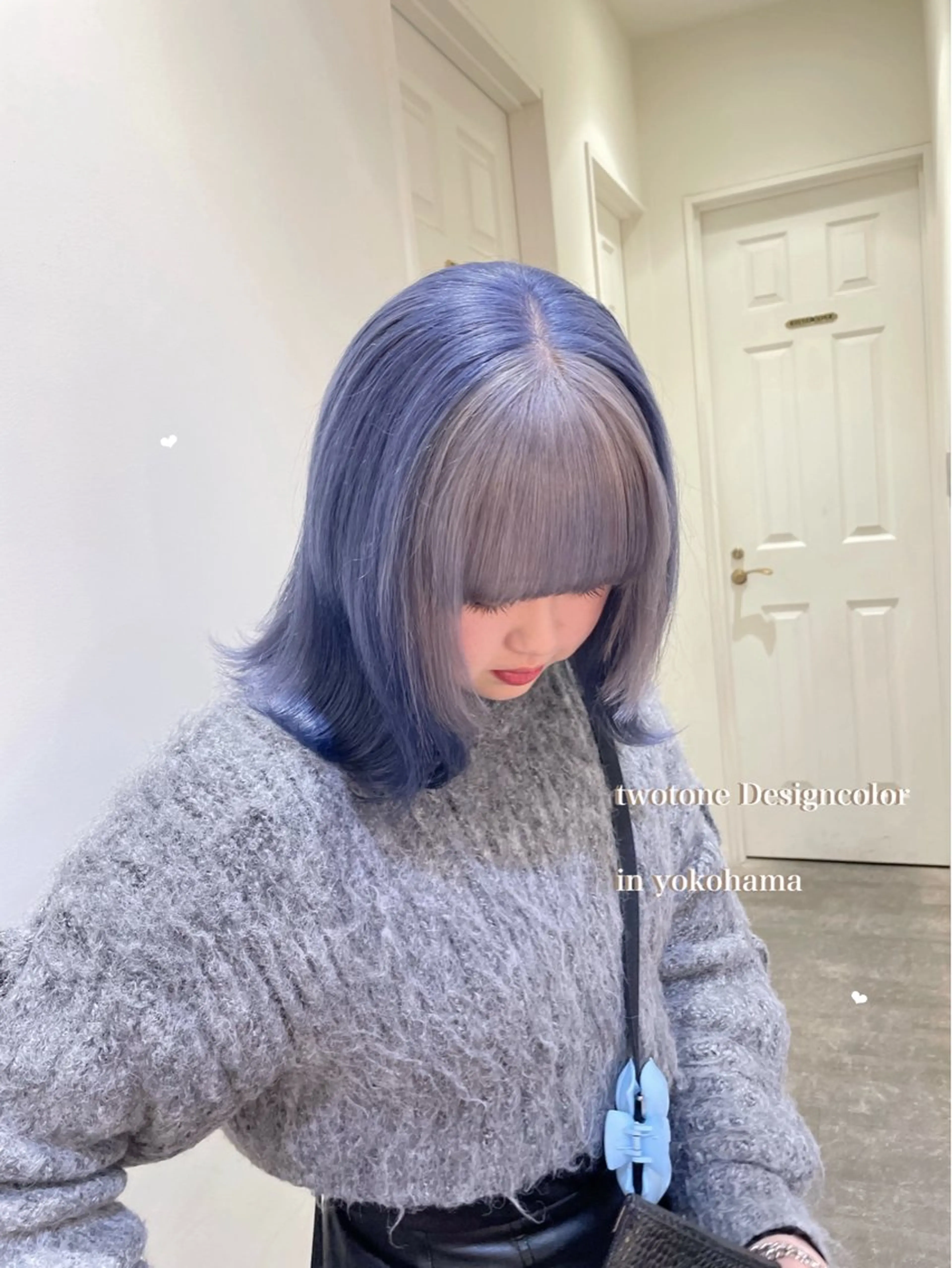 ミディアム カラー ブルーカラー デザインカラー ハイトーンカラー シルバー ツートーンカラー ヘアカラー エクステ/ハイトーン 🐏☁️miminaのヘアスタイル