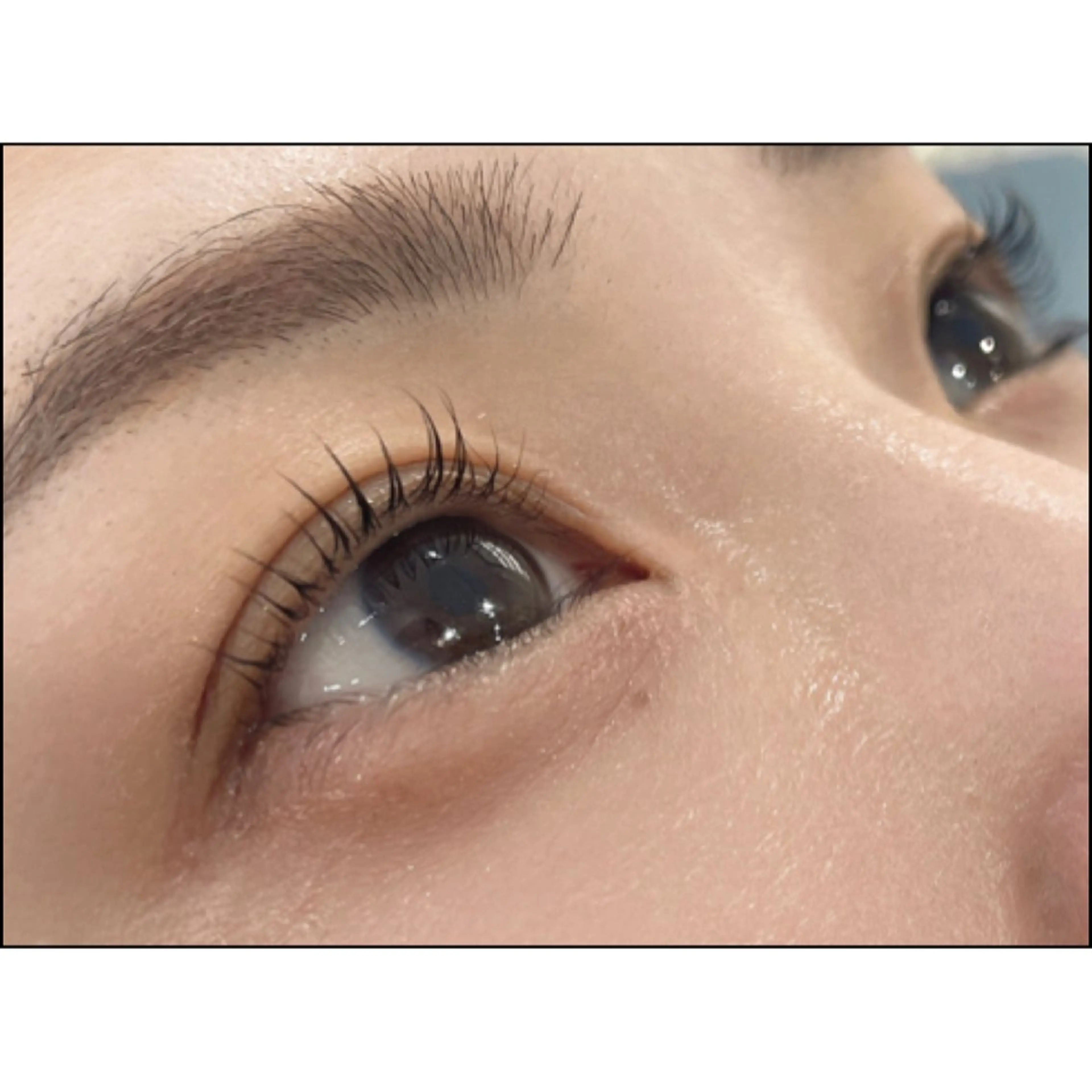 マツエク・マツパ SSINSTUDIO研修センター中目黒店所属・アイリスト かなの眉毛・アイブロウイメージ