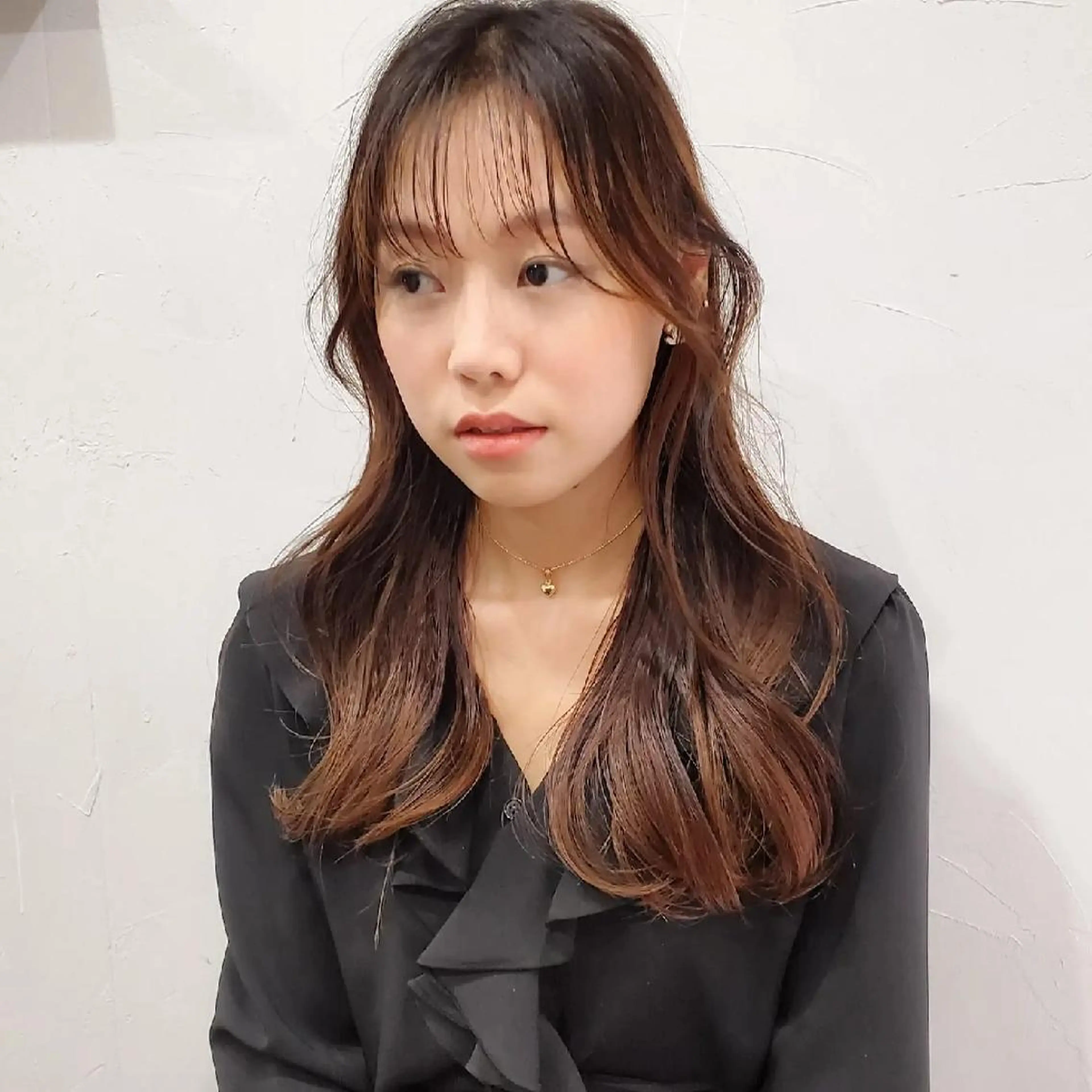 似合う前髪をデザインし小顔補正を骨格補正を狙います 韓国風🇰🇷ワンホンヘア🇨🇳外国人風等。詳細情報必読下さいの写真