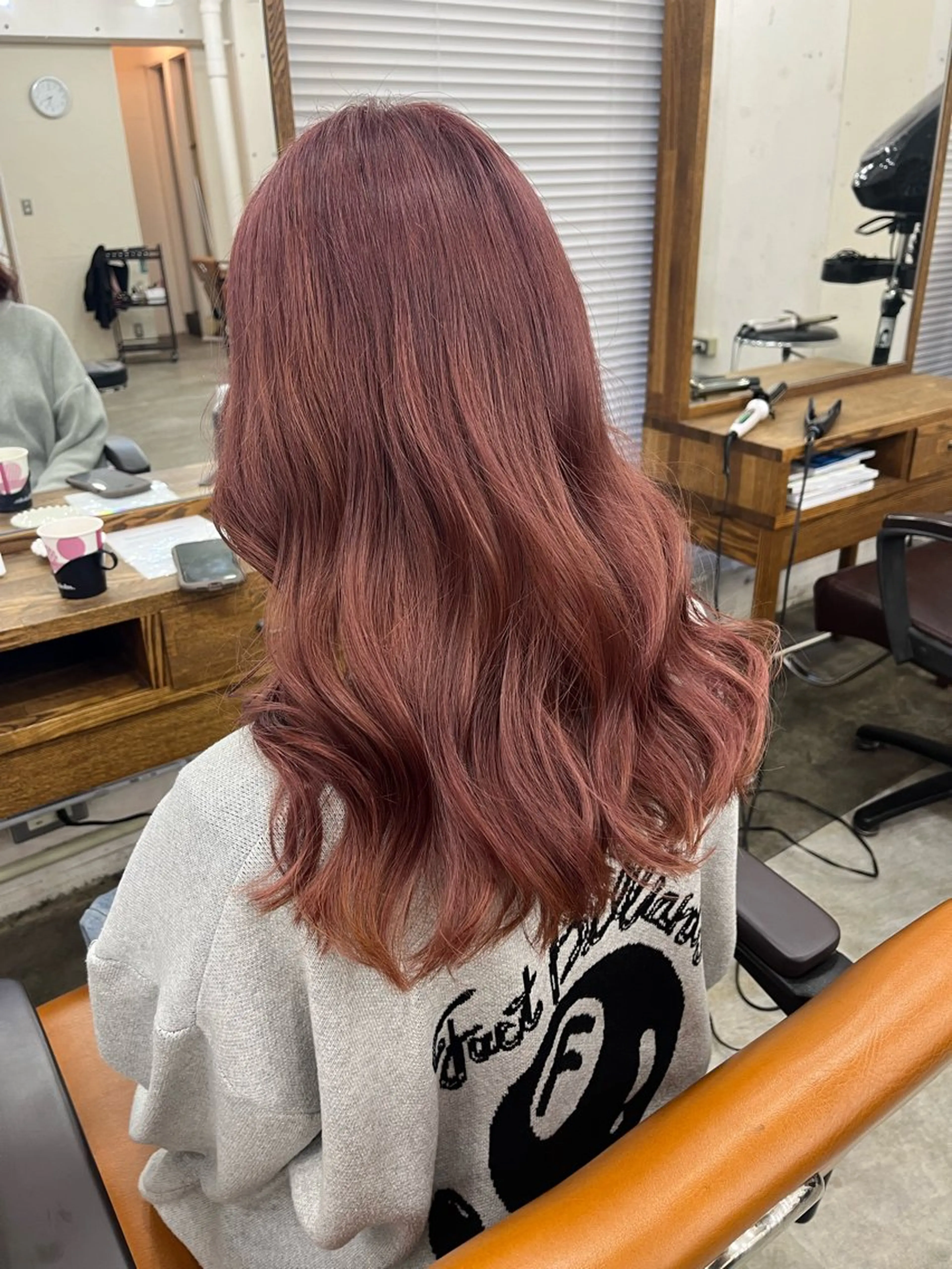 ロング ヘアカラー 韓国風透明感カラー 💎YUI💎のヘアスタイル