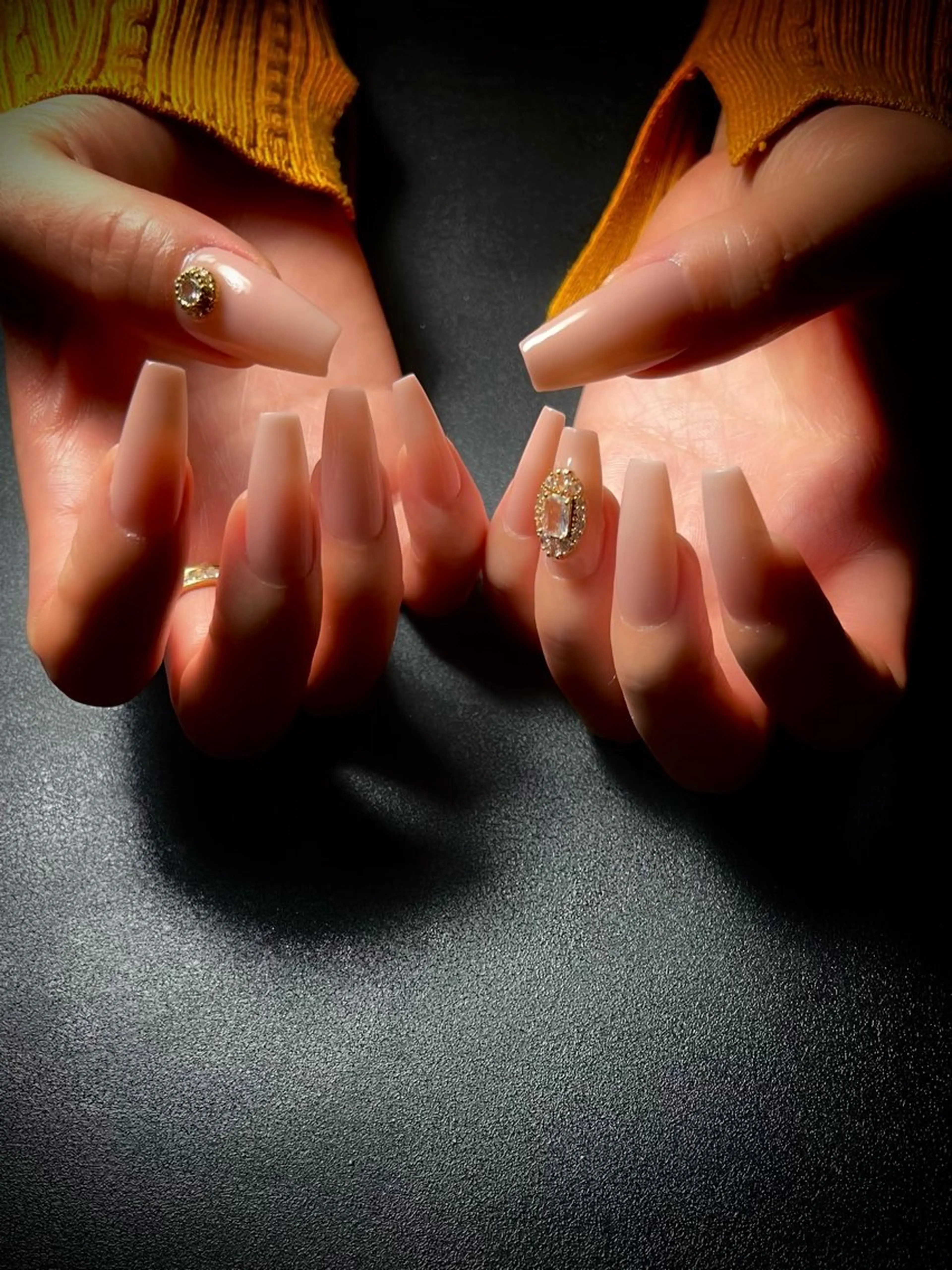 ネイル 長さ出し スカルプネイル nine.🦋 YUKOのネイルデザイン