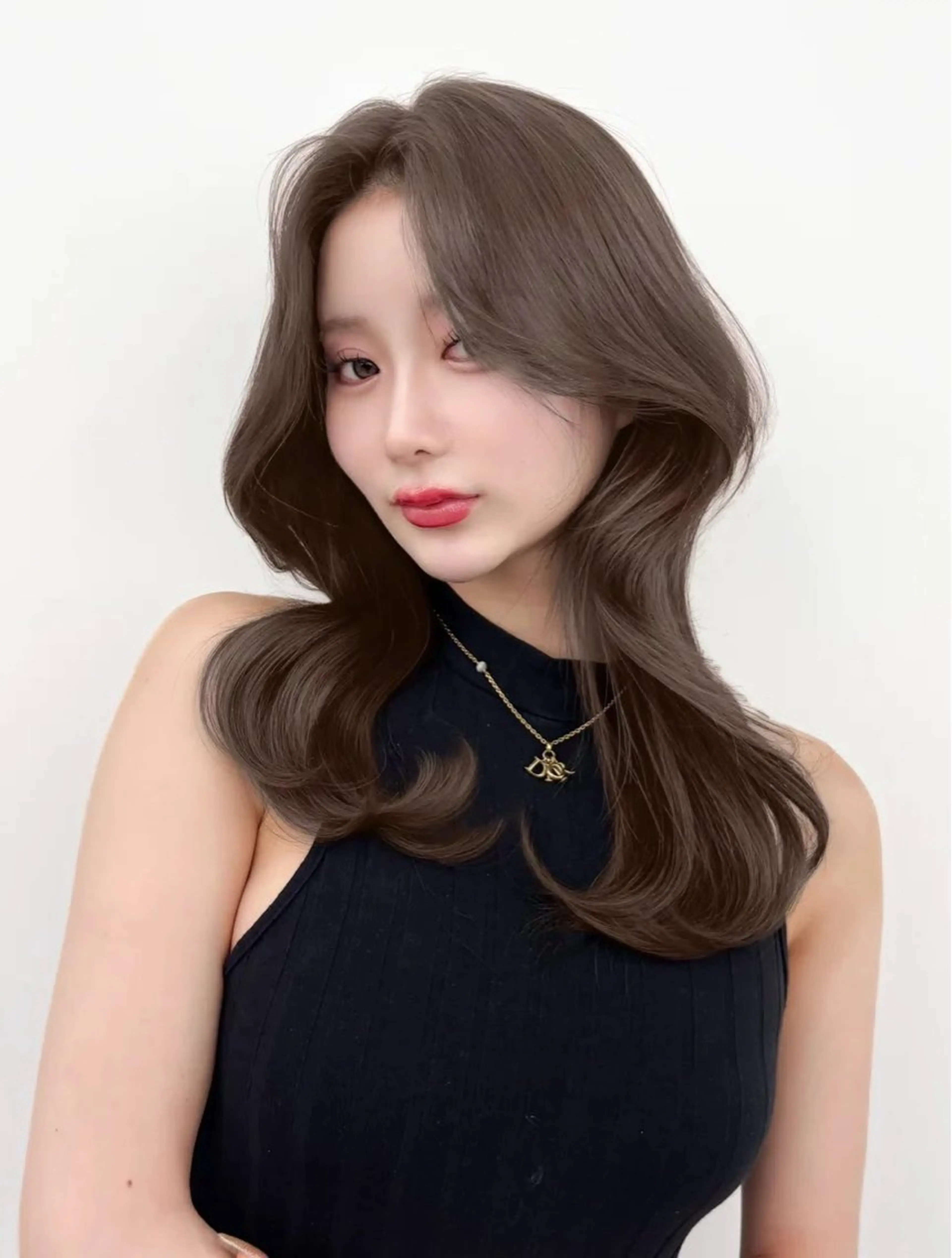 ロング カラー 小顔カット カット ヘアカラー トリートメント 韓国ヘア/レイヤー/ 顔まわり足立遥奈のヘアスタイル