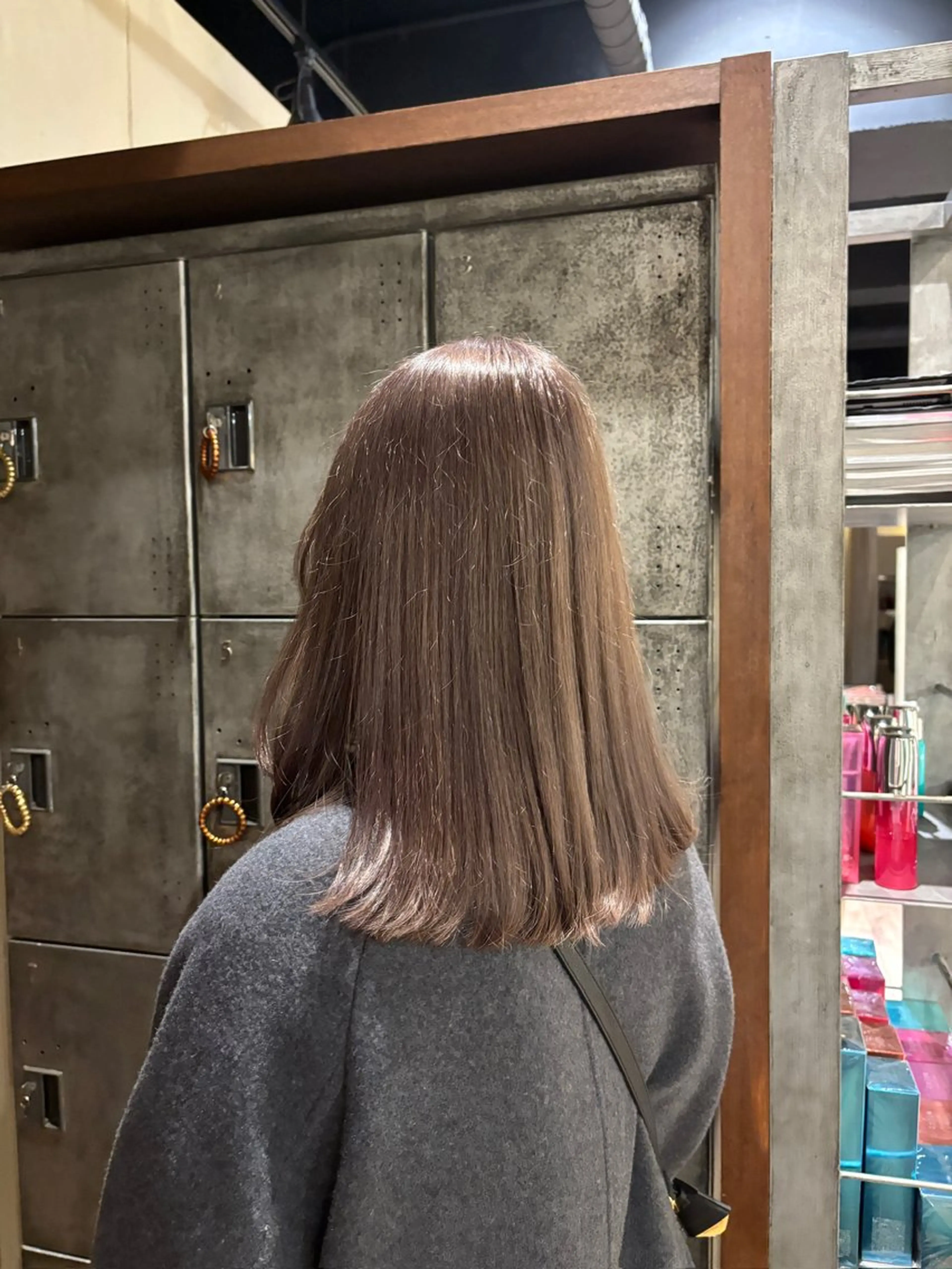 ミディアム カラー カット トリートメント ボブ/レイヤー/ 梅田/天野川奈緒のヘアスタイル