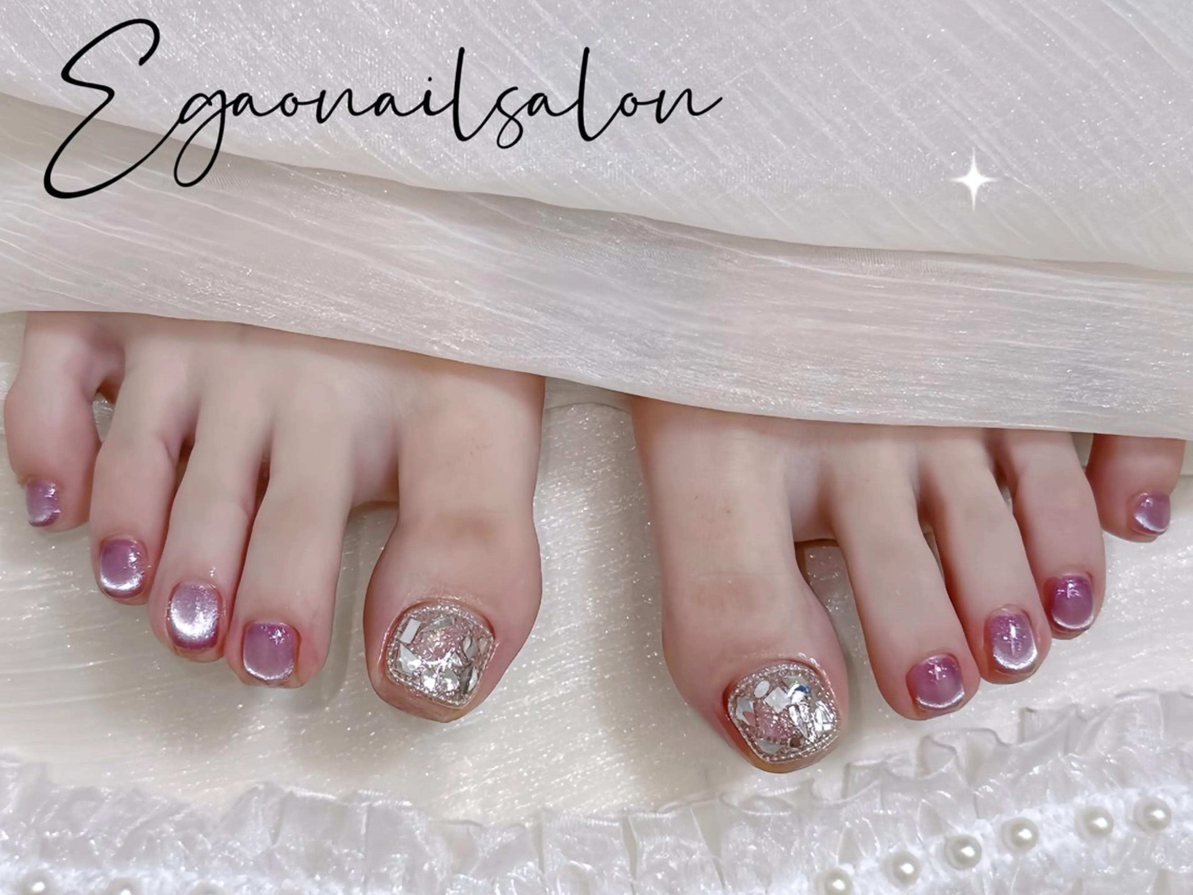 ネイル アートネイル フットネイル フレンチネイル ジェルネイル グラデーション フットネイル Egao Nail Salonのネイルデザイン