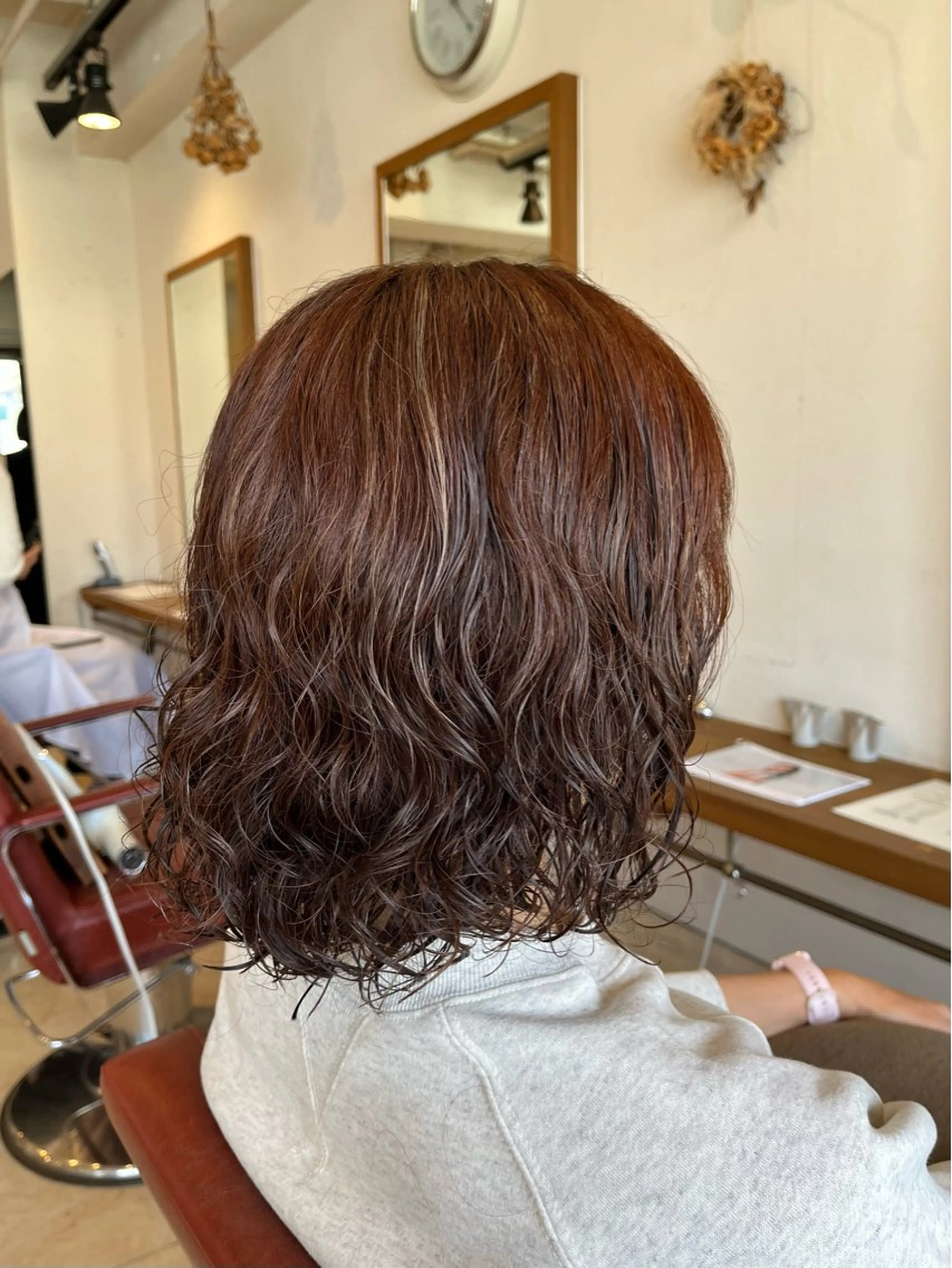 ミディアム パーマ 今村俊介 メンズカットのヘアスタイル