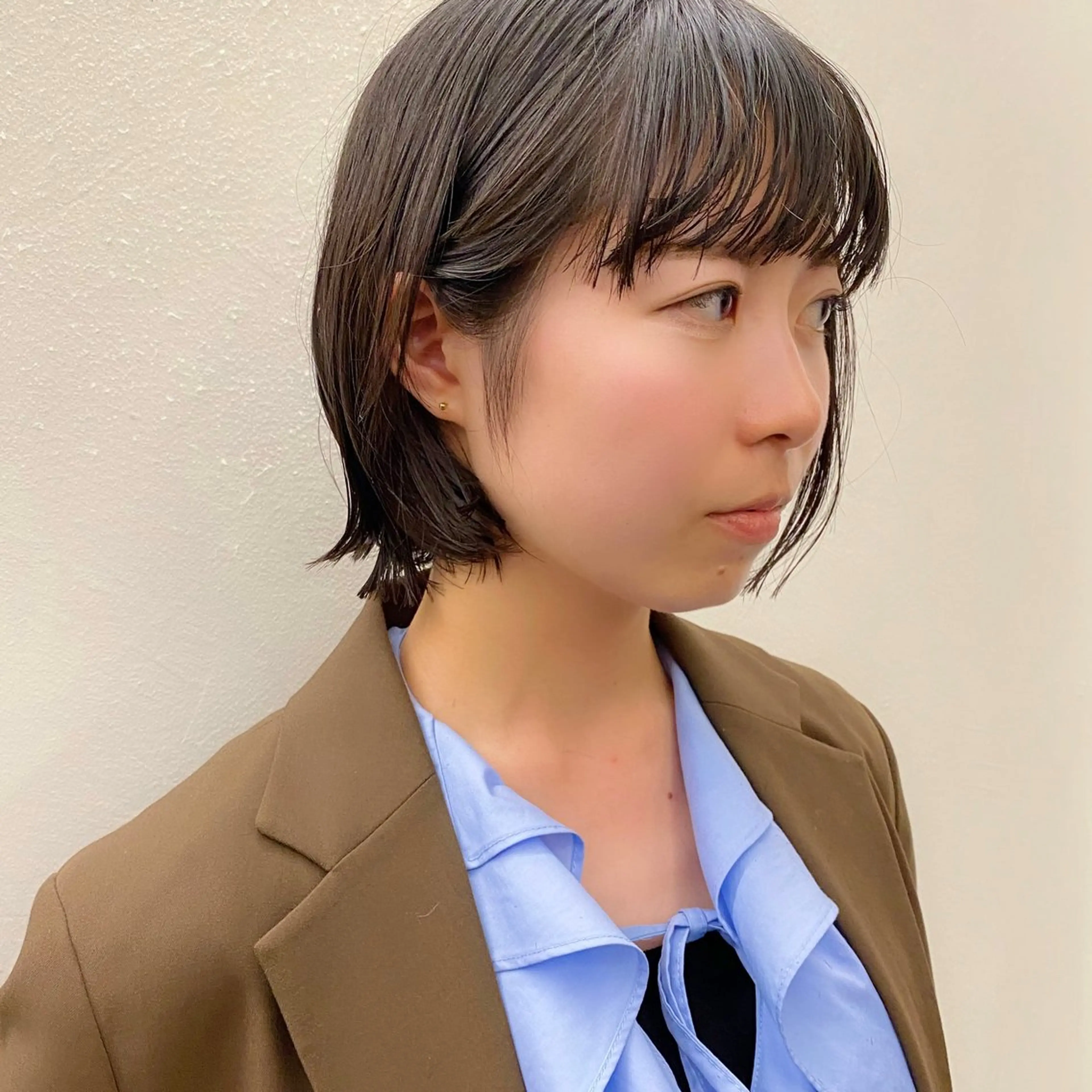 ショート カラー 切りっぱなしボブ ボブ 顔周りカット サイドバング ワイドバング カット ヘアカラー トリートメント Paddle所属・似合わせレイヤー/ レイヤーパーマ/高倉のヘアスタイル