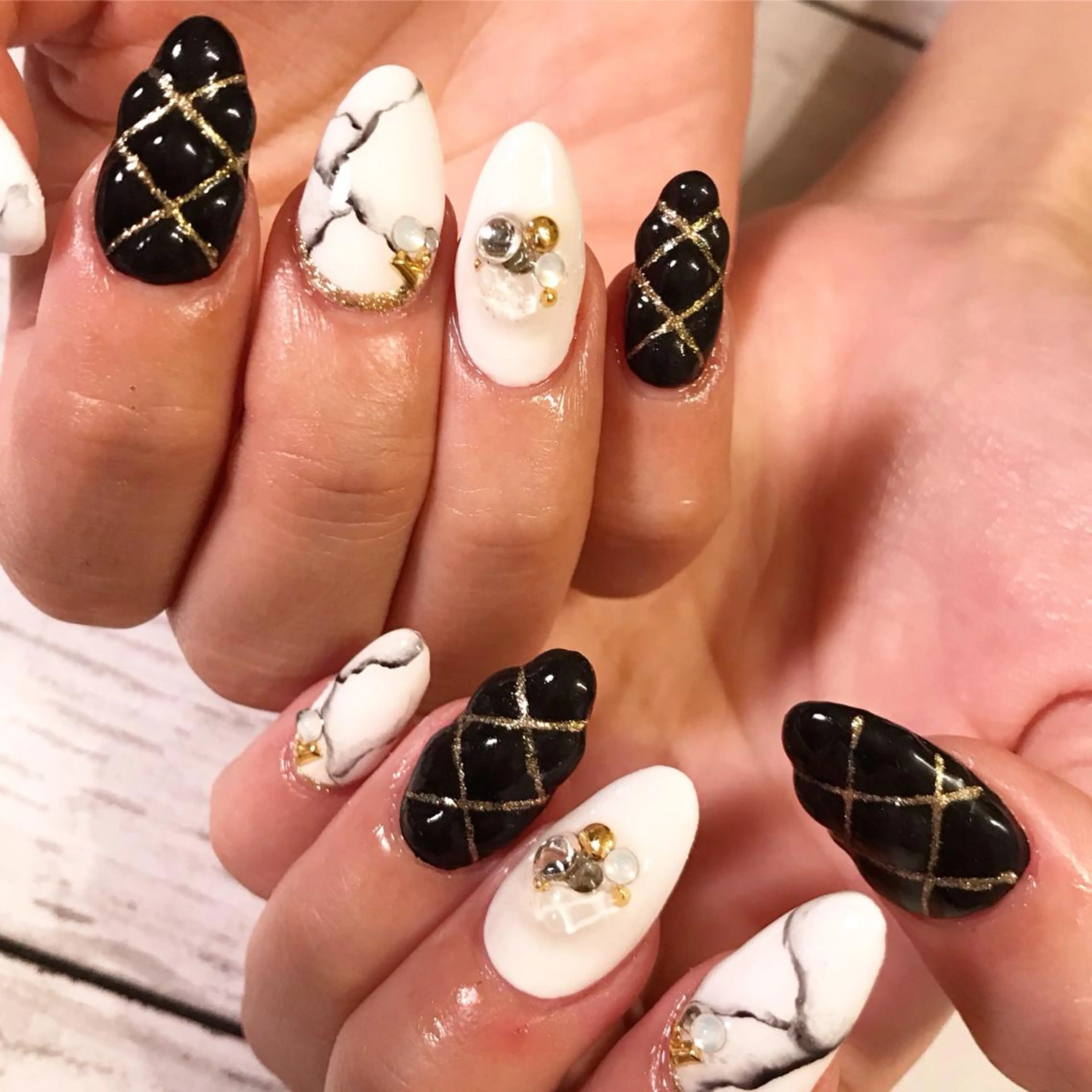 ネイル YUKI /stellavieのネイルデザイン