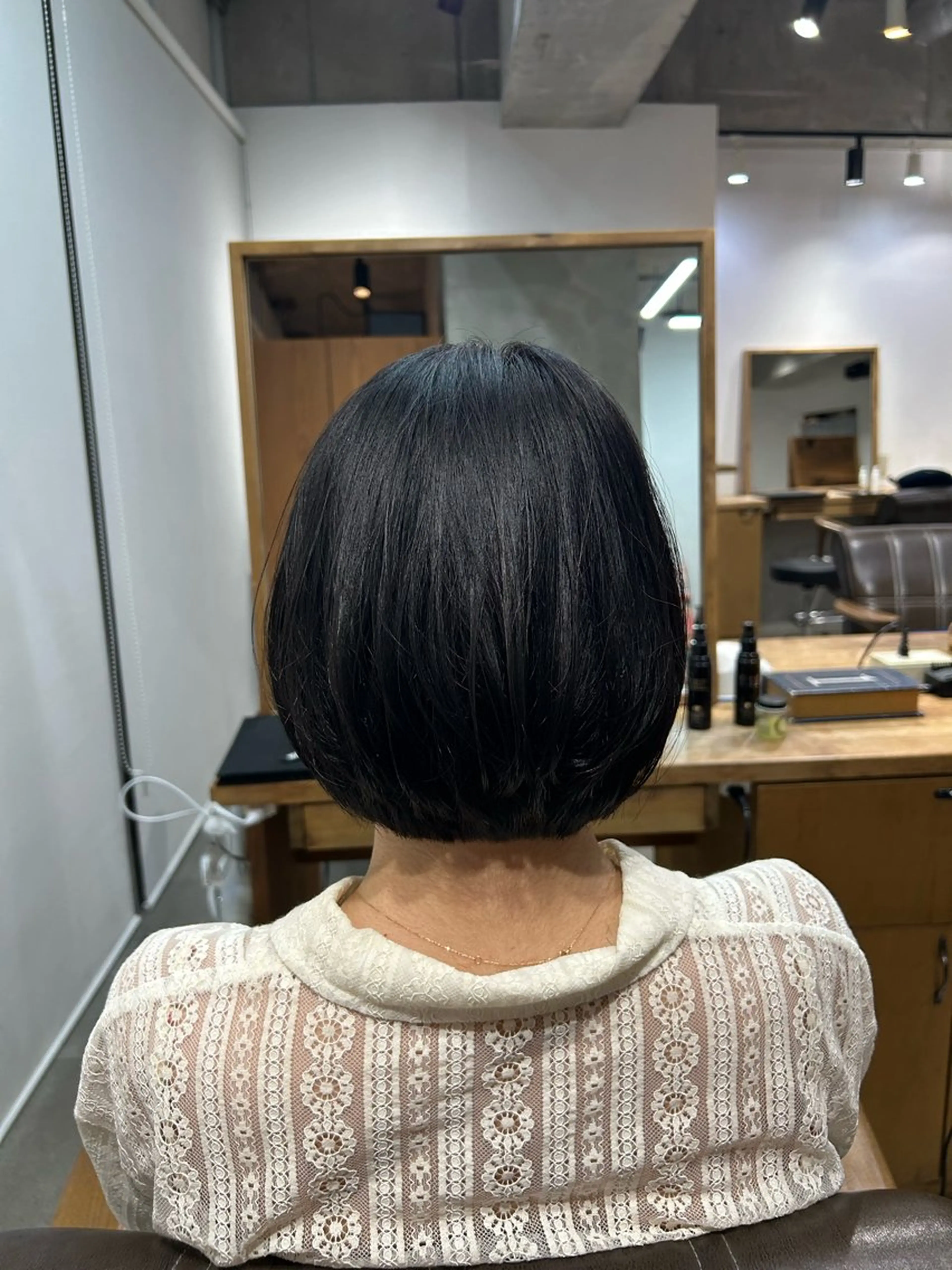 ミディアム Eri 🌿透明感カラーのヘアスタイル