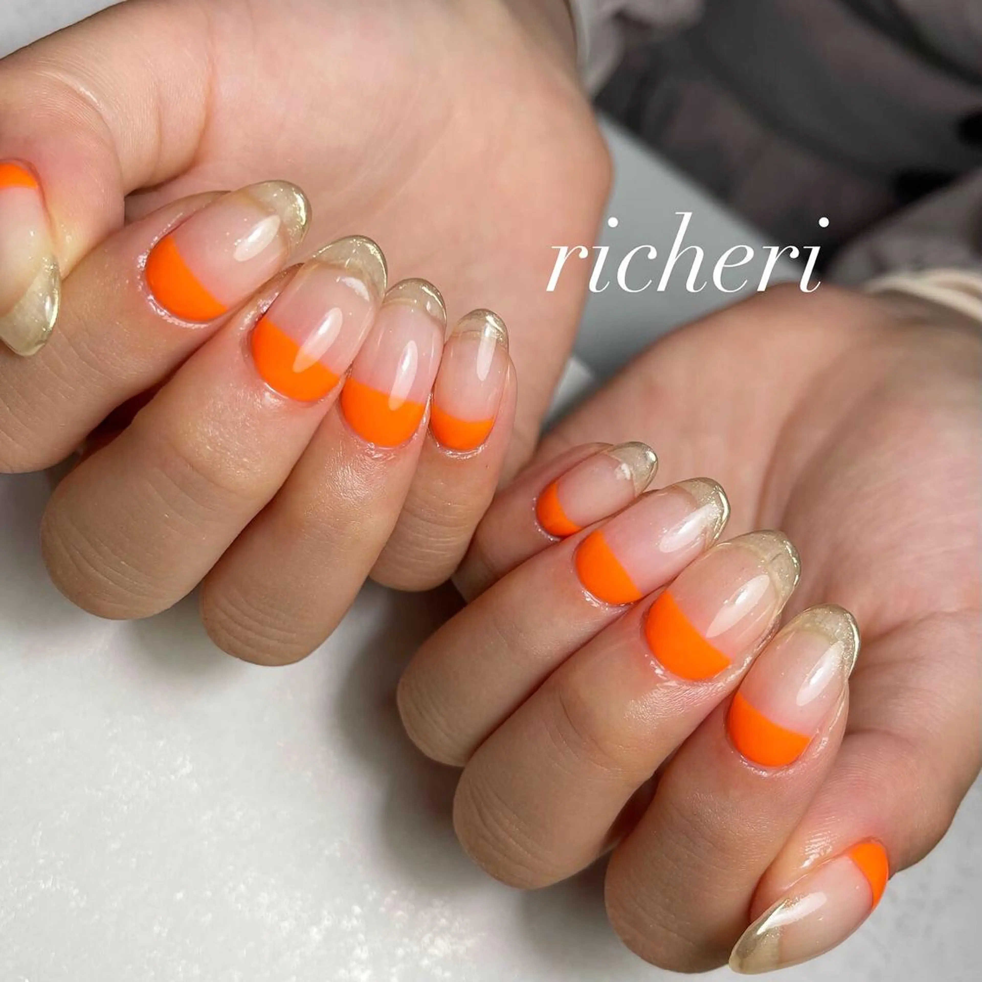 ミディアム ネイル 韓国風ヘア アートネイル フレンチネイル ジェルネイル ガラスフレンチ richeri beautyのエステ・リラクイメージ