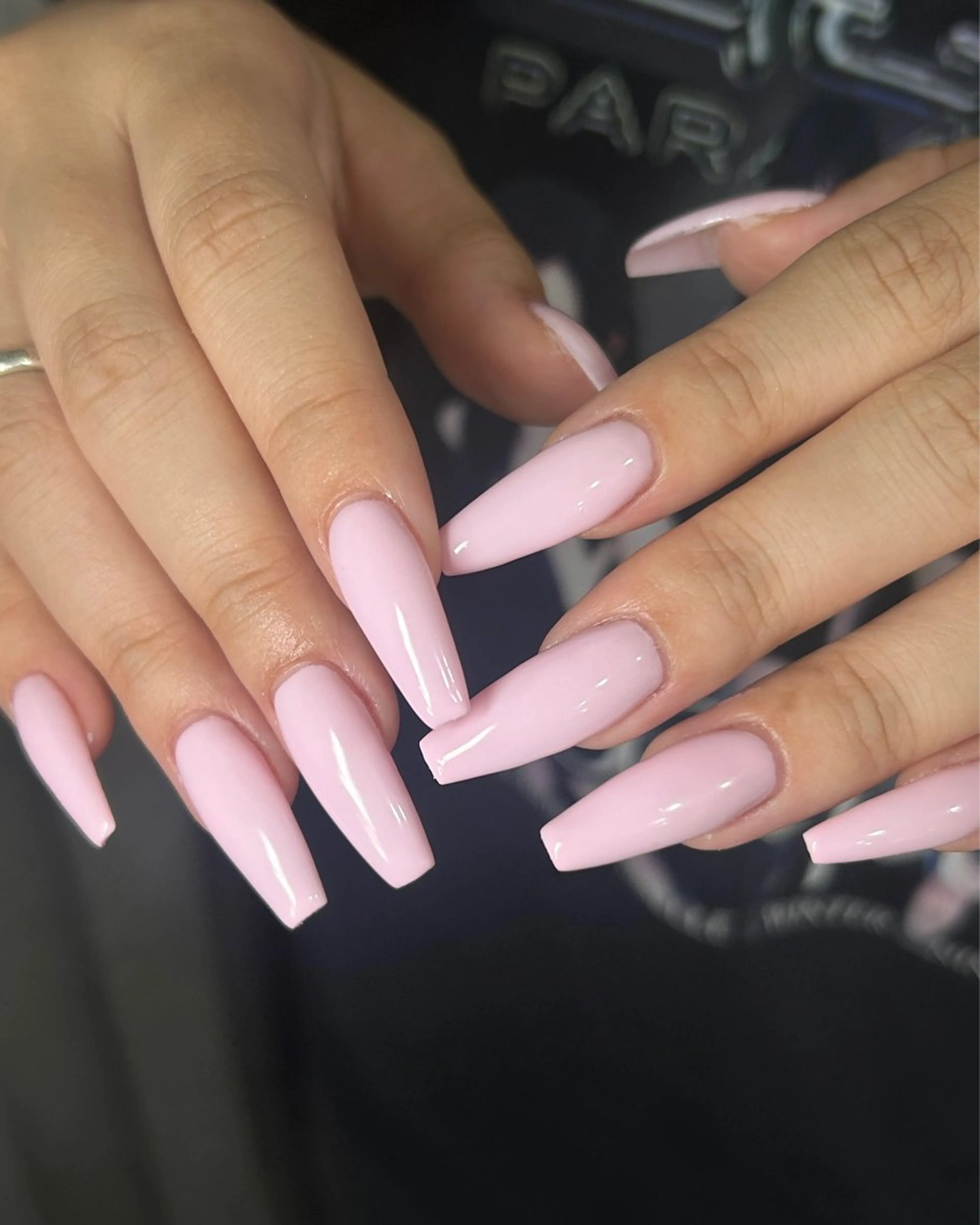 ネイル ハンドネイル Haluca 長さ出し🍀のネイルデザイン