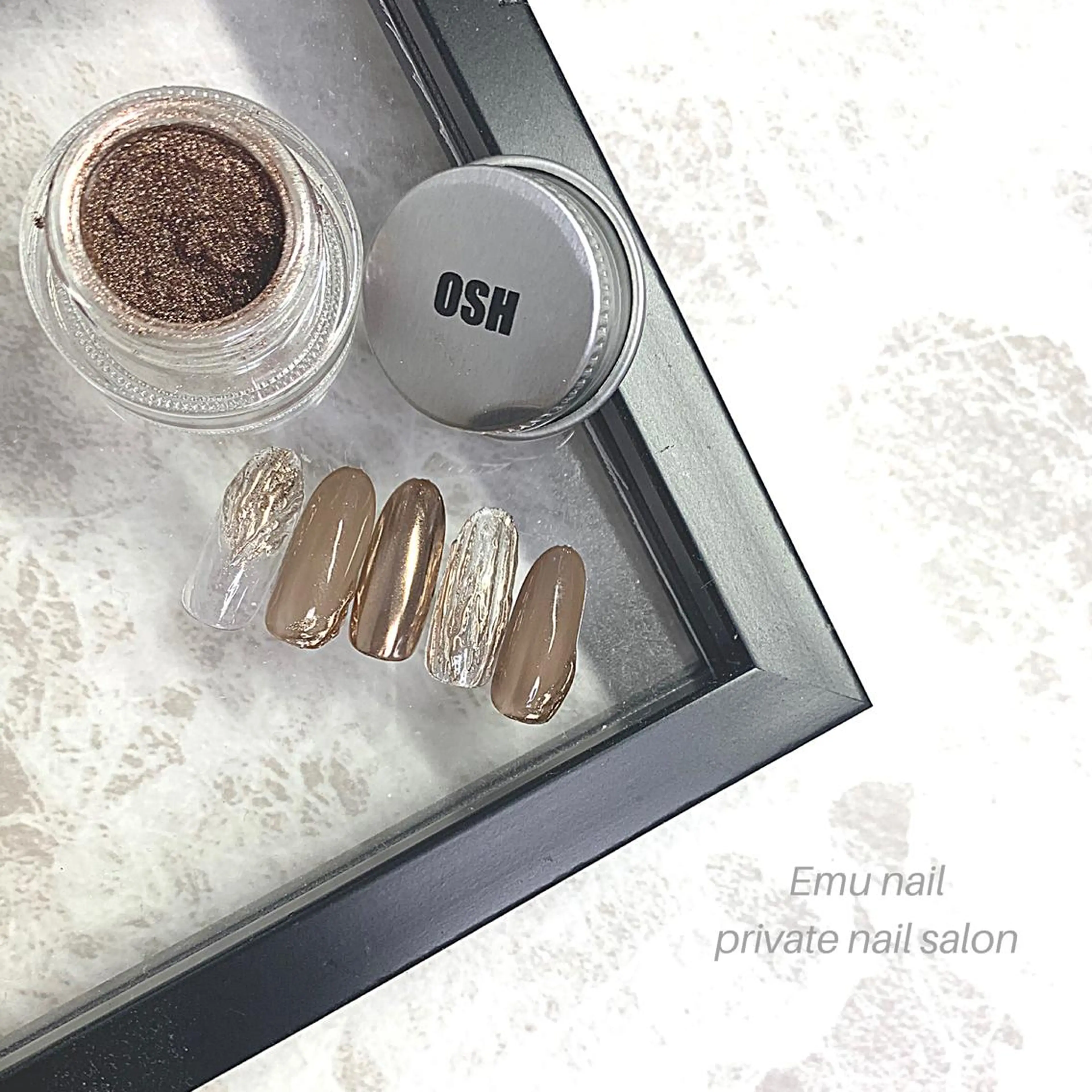 ネイル ミラーネイル emu nailのネイルデザイン