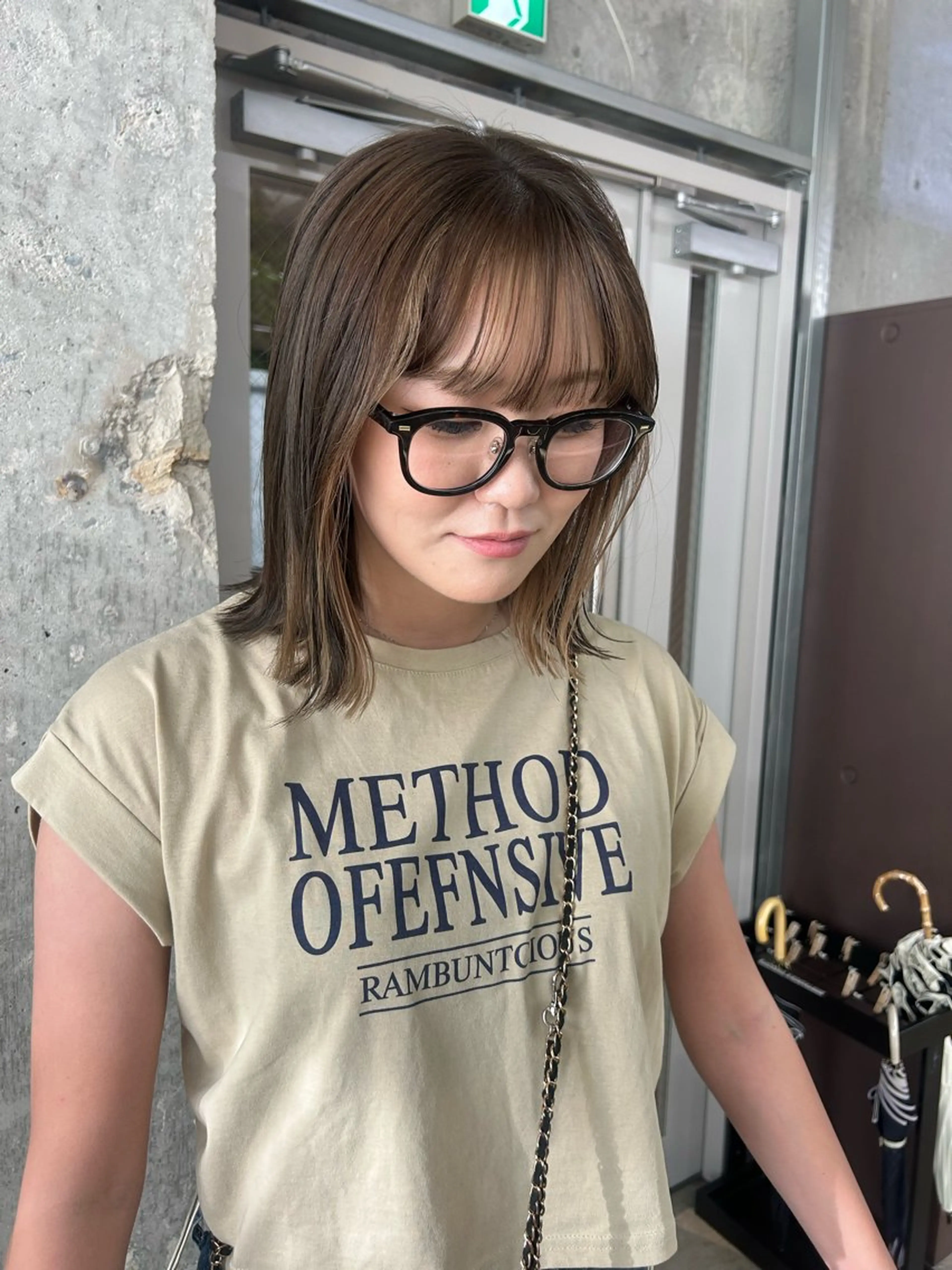 ミディアム ミストバング 伊藤ほのか /パーマ/ショートのヘアスタイル