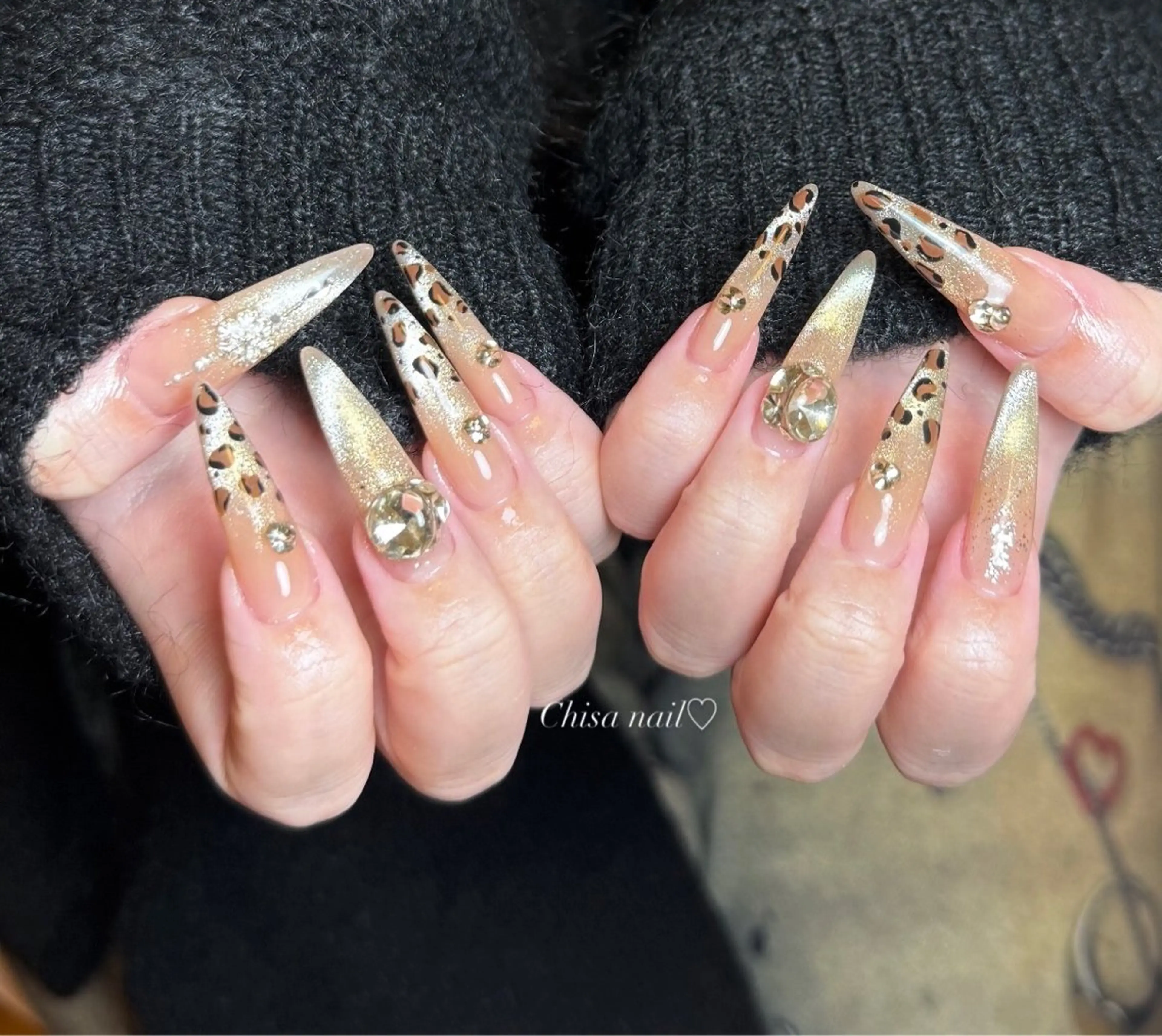 ネイル 長さ出し ジェルネイル グラデーション キラキラネイル 韓国ネイル ハンドネイル ハンドケア Chisa Nail Studio所属・チ サのネイルデザイン
