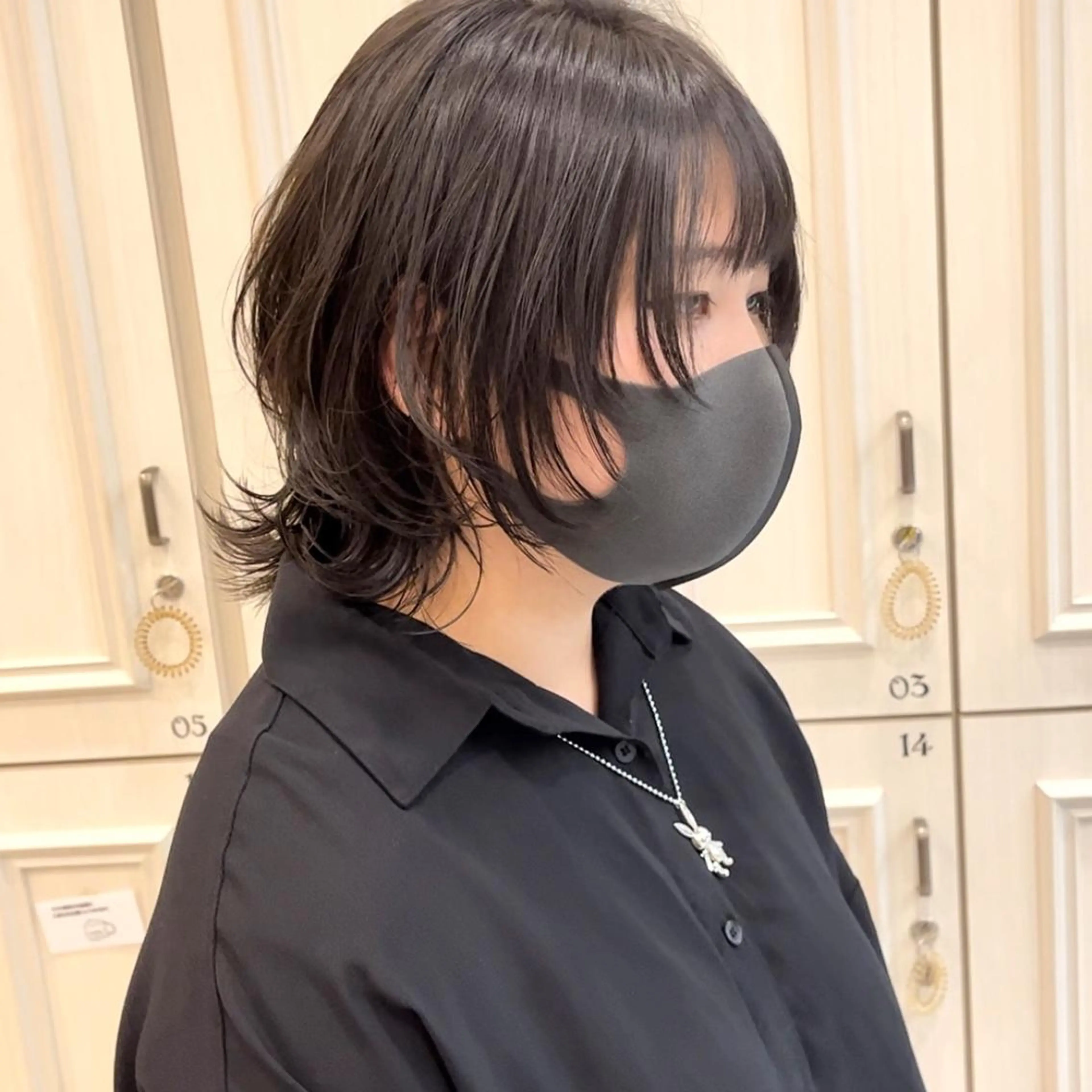 ショート 大阪ウルフカット 🐺デザインカラーのヘアスタイル