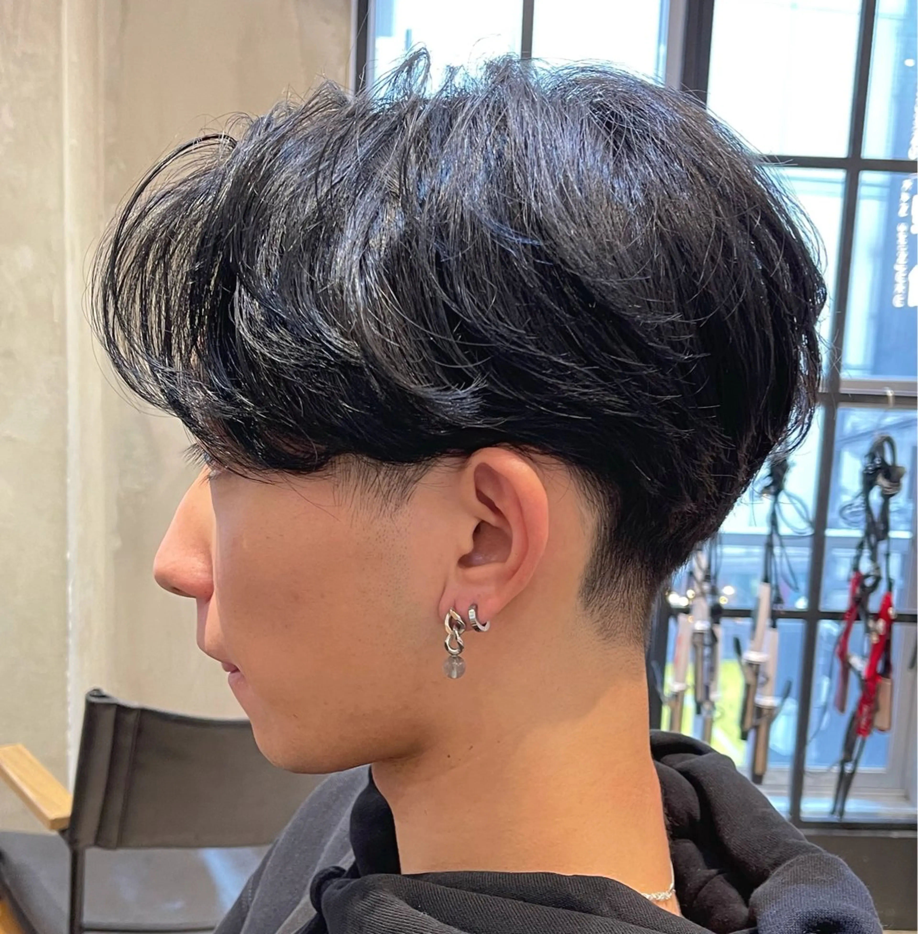 ショート パーマ メンズ ビジネス フェードカット メンズ韓国風 マッシュ メンズパーマ カット パーマ トリートメント ヘアセット amie高崎所属・高崎メンズパーマ 髪質改善TAKEのヘアスタイル