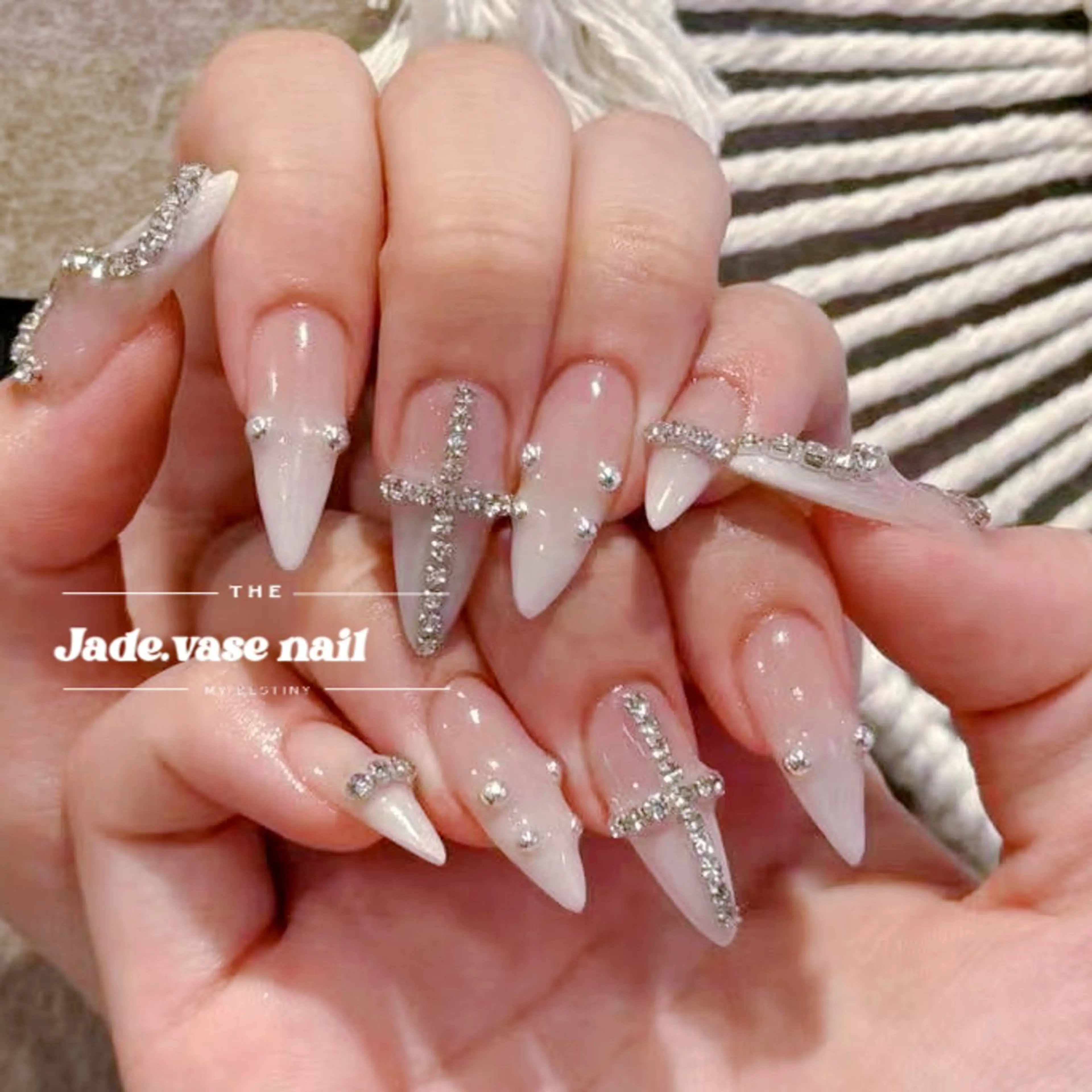 ネイル ハンドネイル ハンドケア ✰Jade.vase 銀座一丁目・東銀座のネイルデザイン