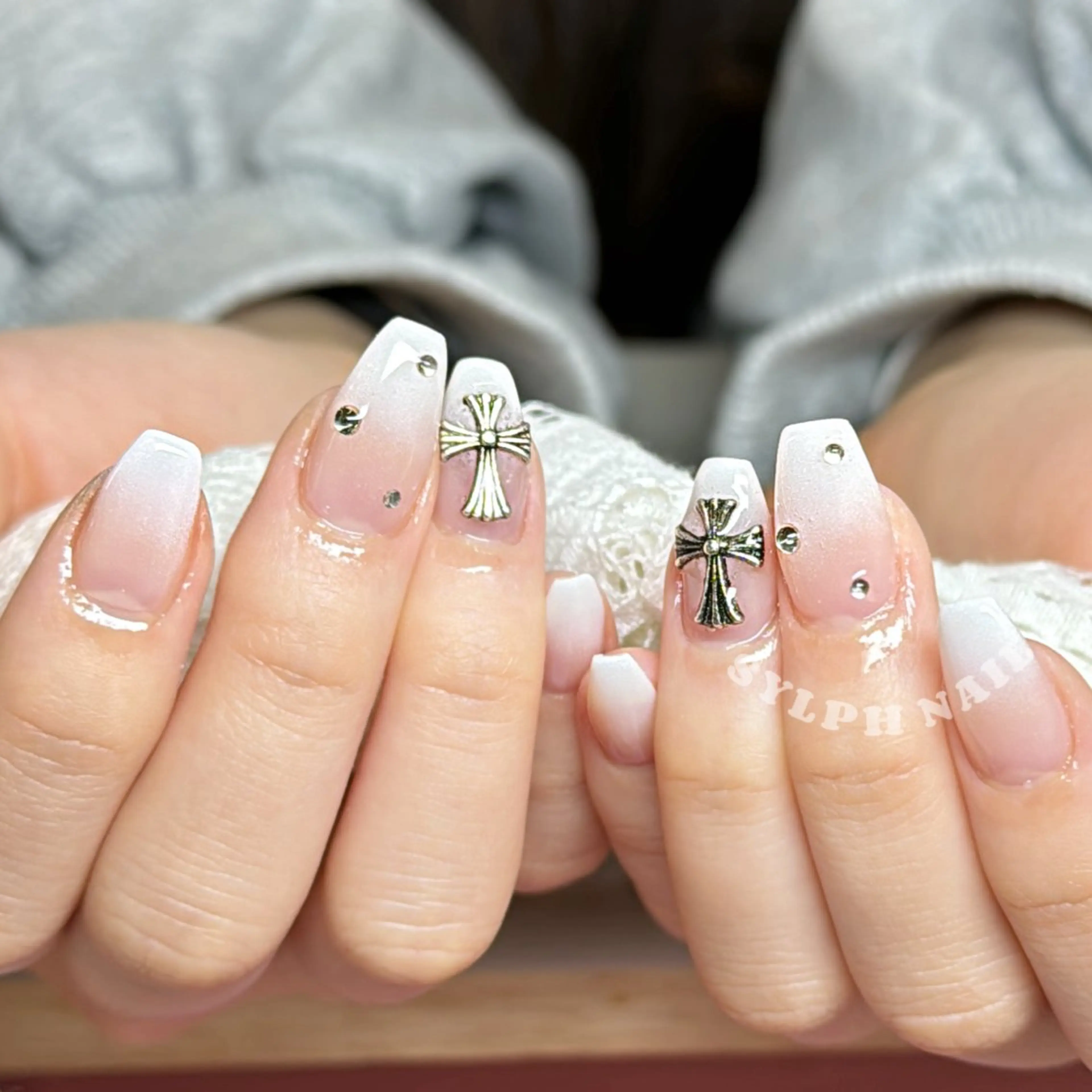 ネイル ハンドネイル ハンドケア Trend Nail シルフのネイルデザイン