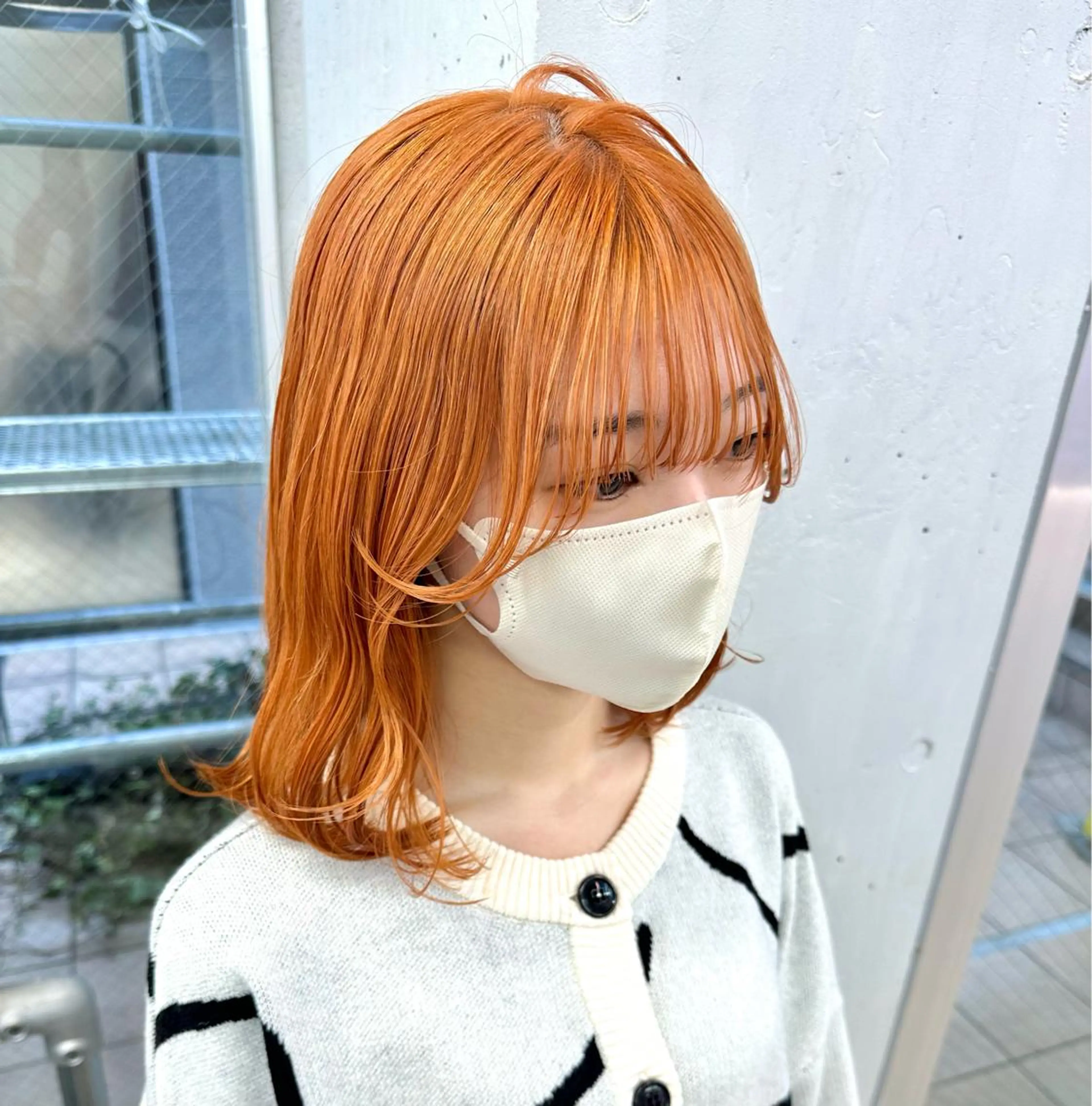 ミディアム カラー パーマ ヘアアレンジ メンズ 抜きっぱなしブロンド ササキカズマのヘアスタイル