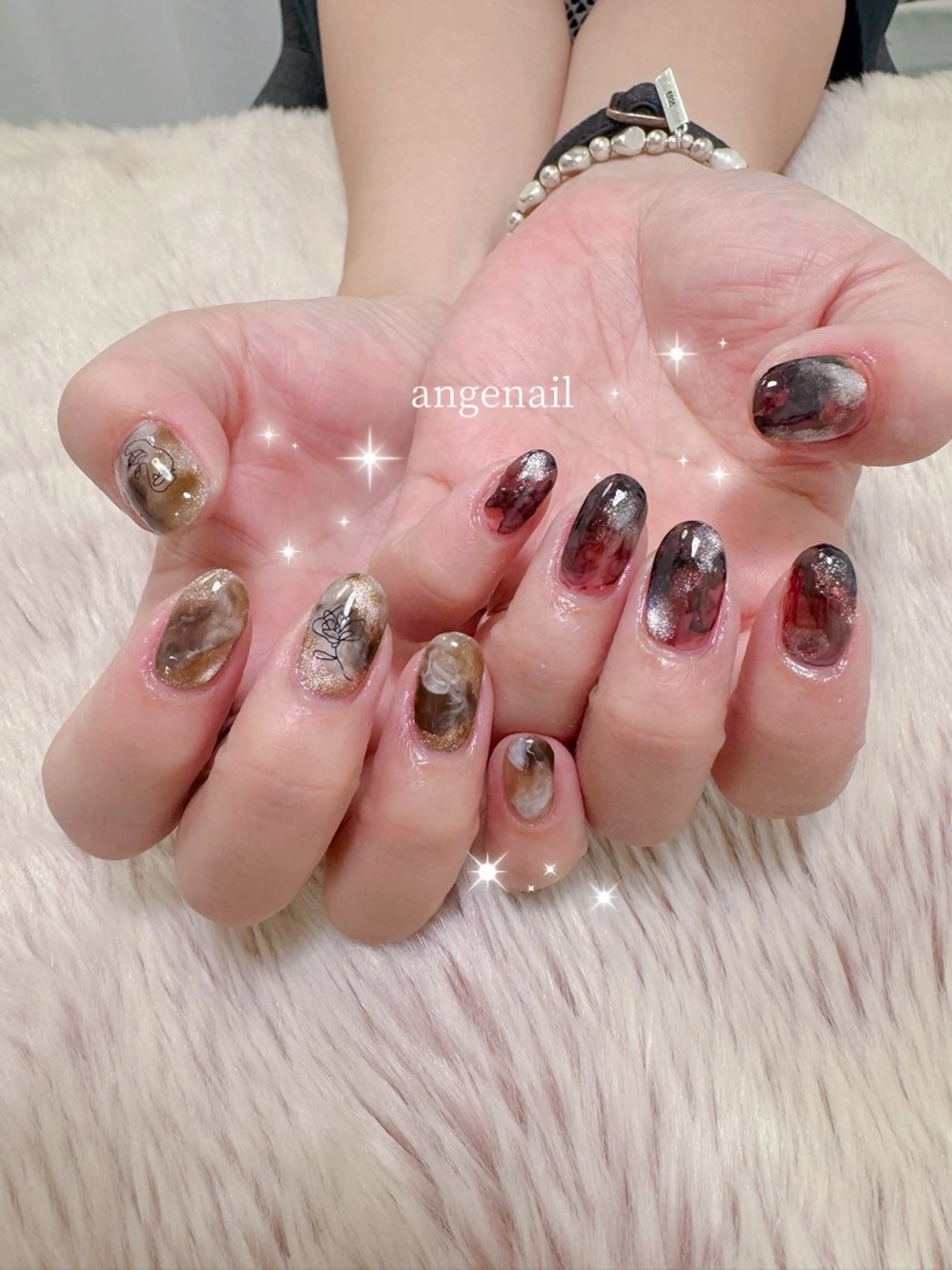 ネイル ハンドネイル オーナーネイリスト MAKIのネイルデザイン