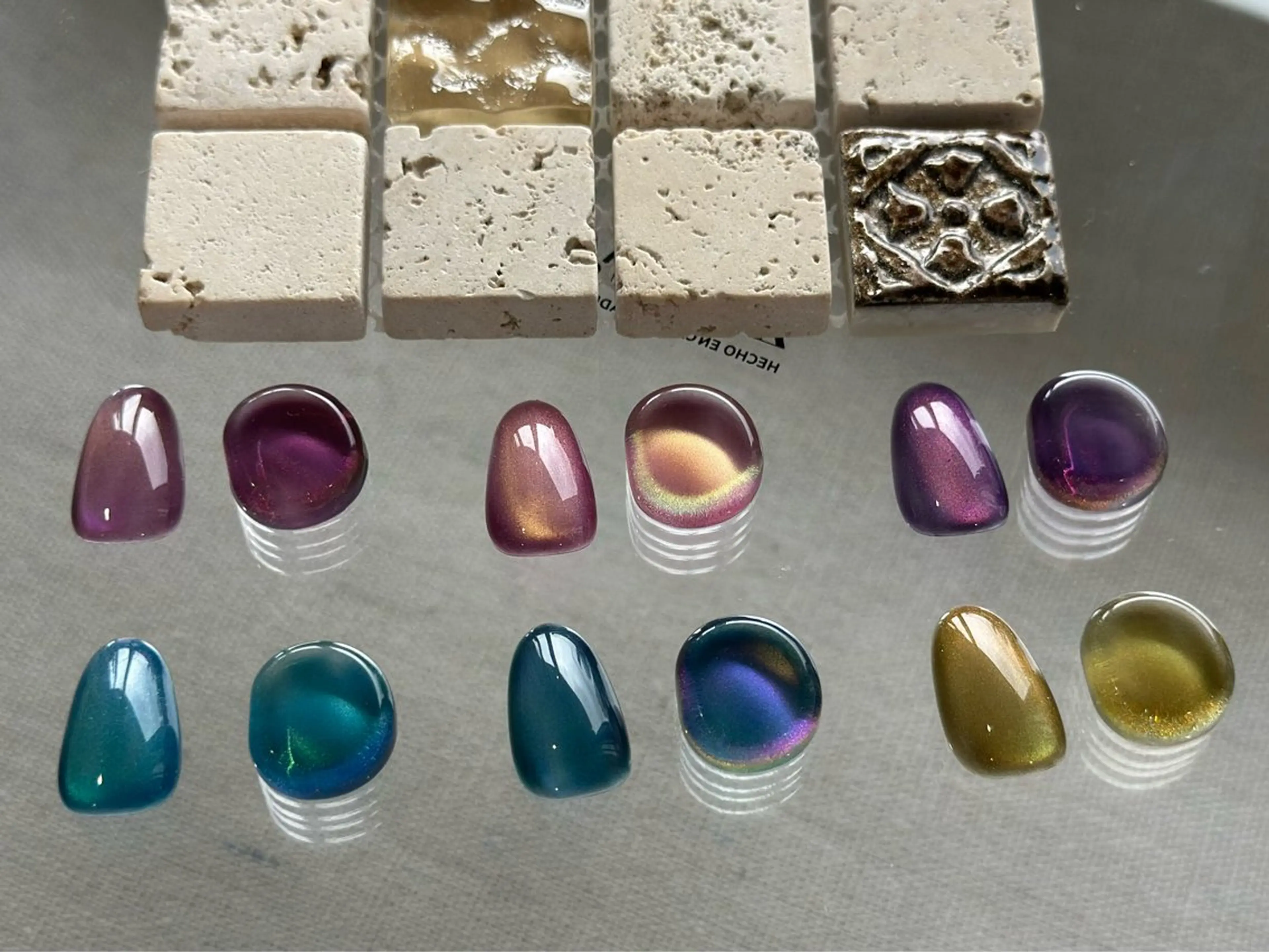 ネイル ブルー ゴールド ラメ(グリッター) マグネットネイル オフィスネイル ANOVA所属・ANOVA アノヴァのネイルデザイン