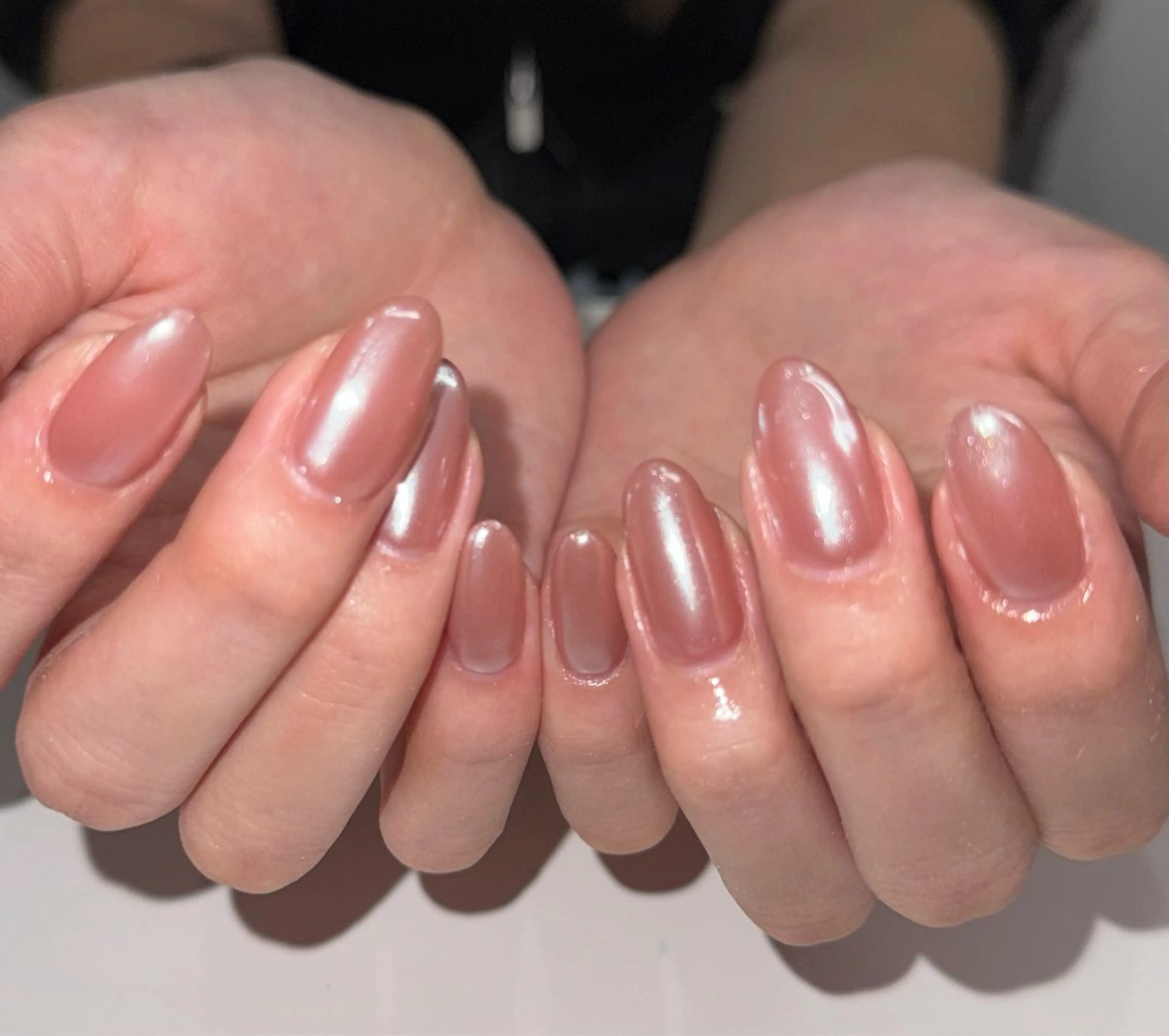 ネイル オーロラネイル ミラーネイル オフィスネイル atelier POEM所属・atelier POEMのネイルデザイン