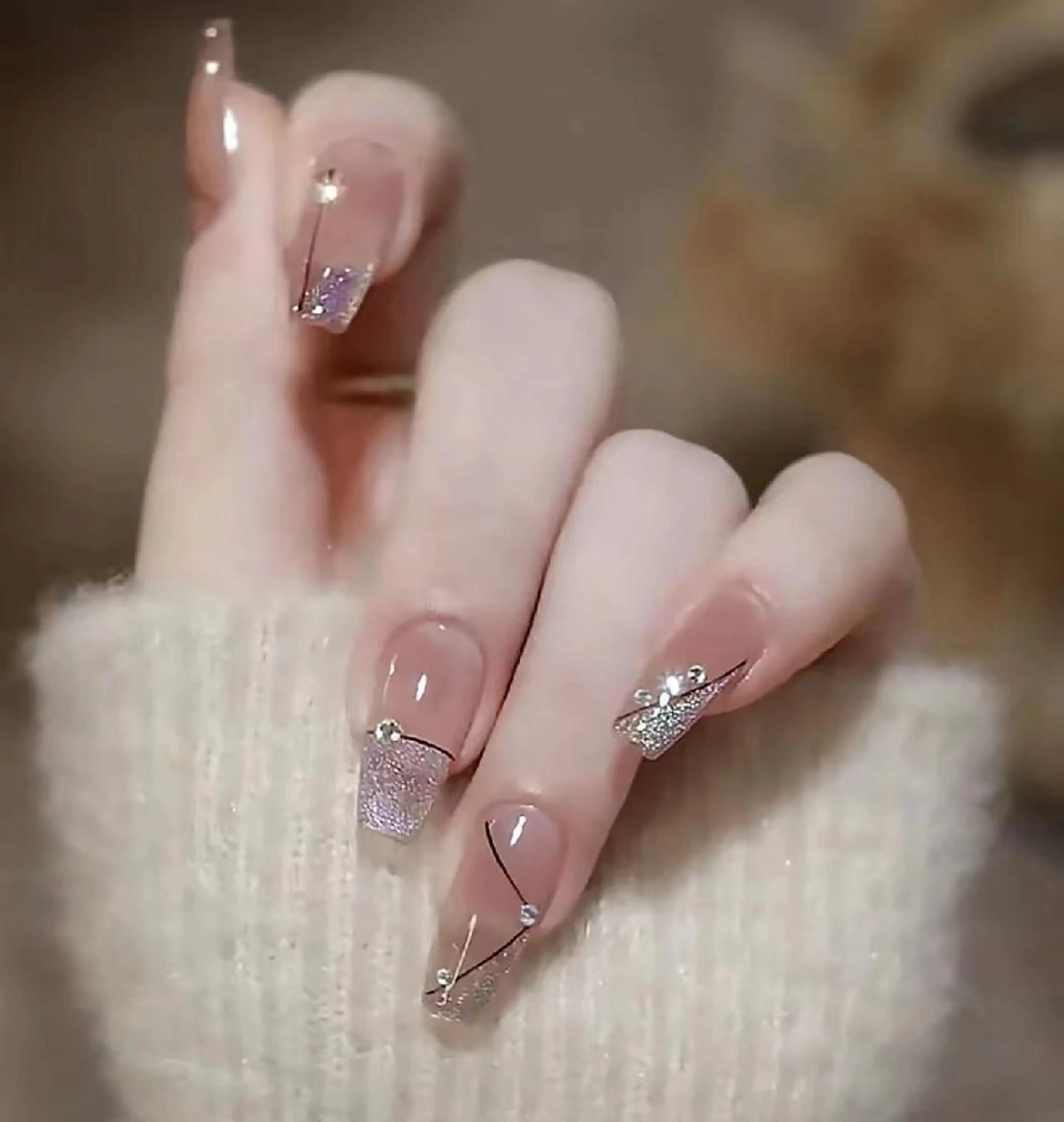 ネイル Theone栄店 伊藤のネイルデザイン