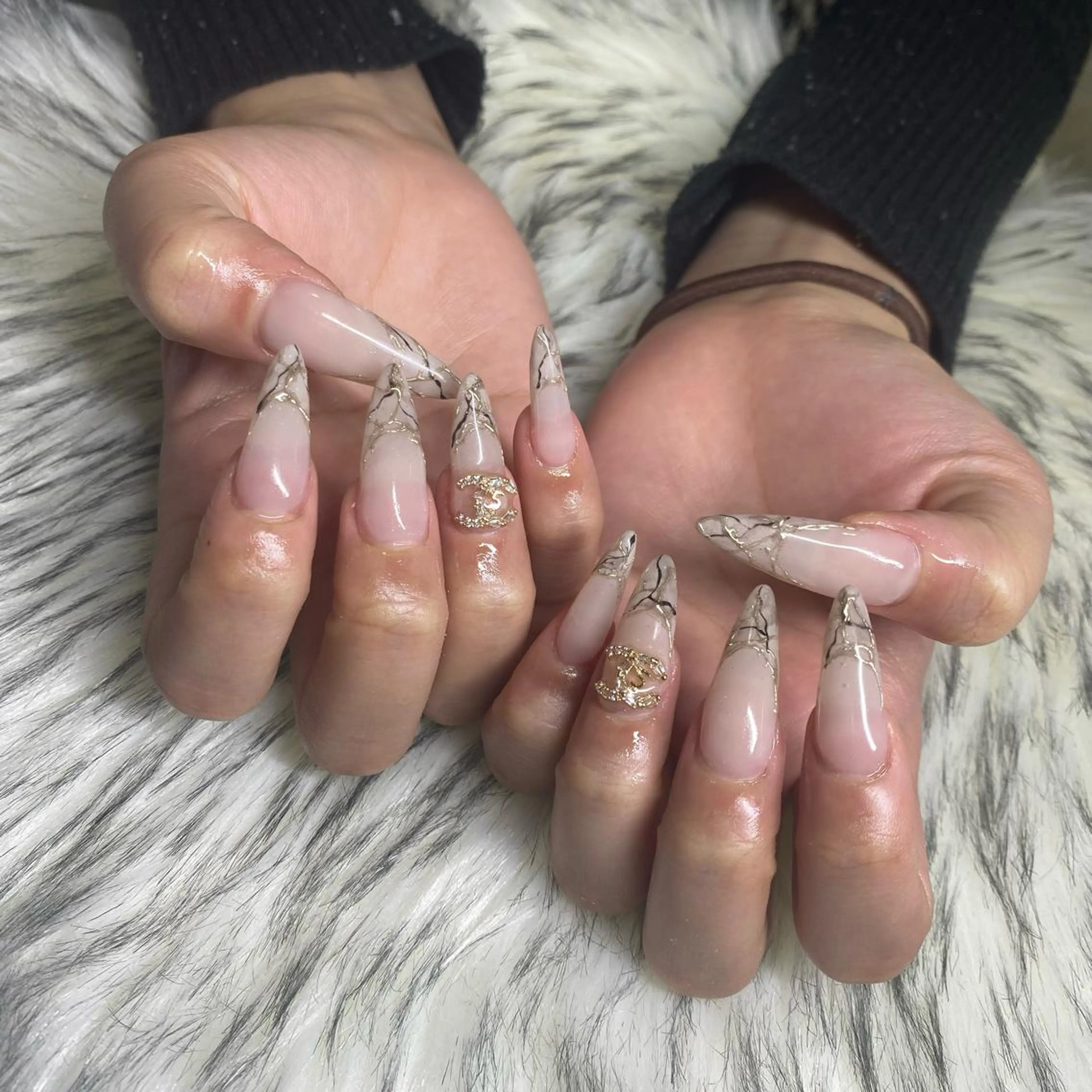 ネイル ハンドネイル la vie  Luire所属・la vie Luire ｱｽｶのネイルデザイン