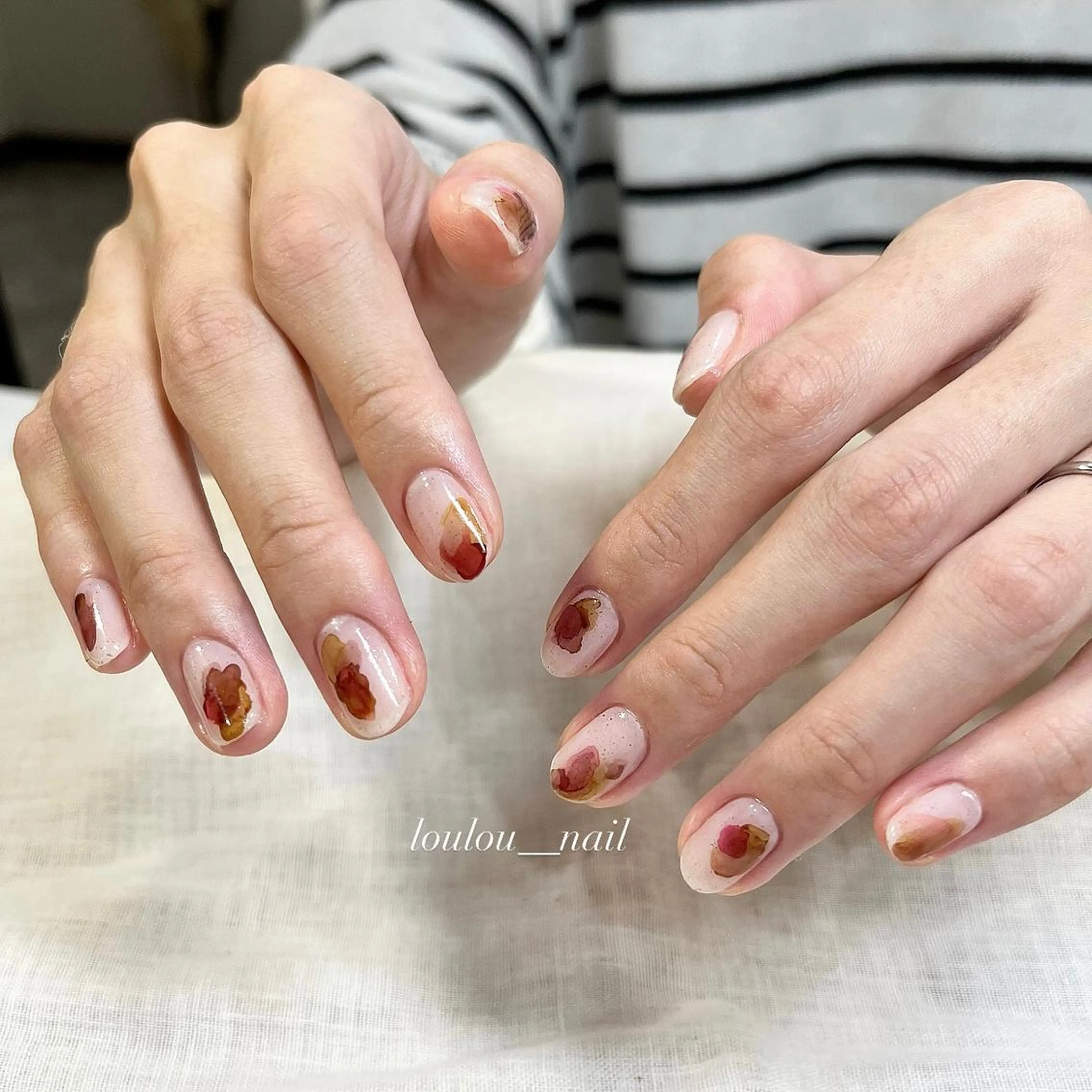 ネイル ニュアンスネイル loulou   _nail所属・葛西 知佳のネイルデザイン