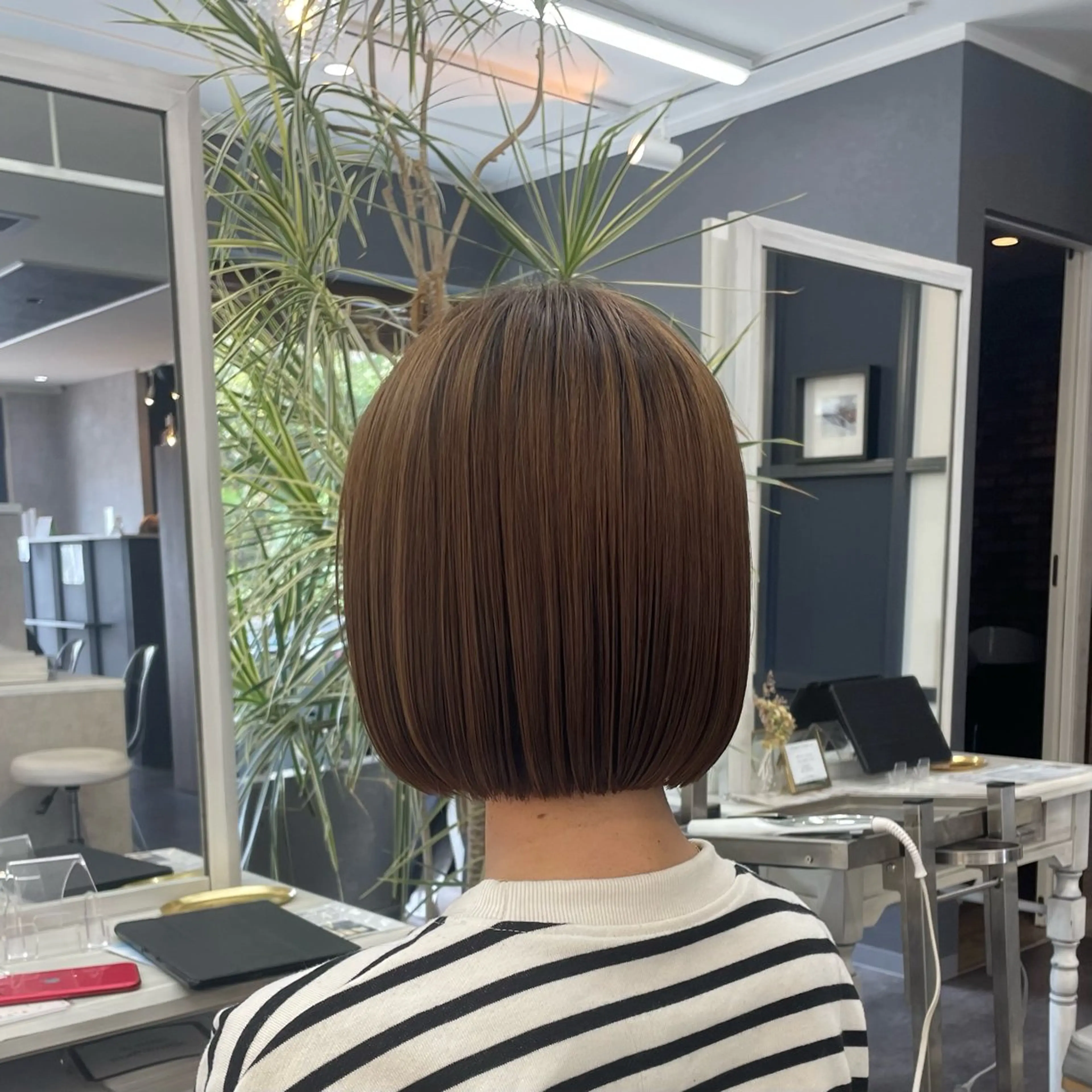 ショート カット 手塚 凜のヘアスタイル