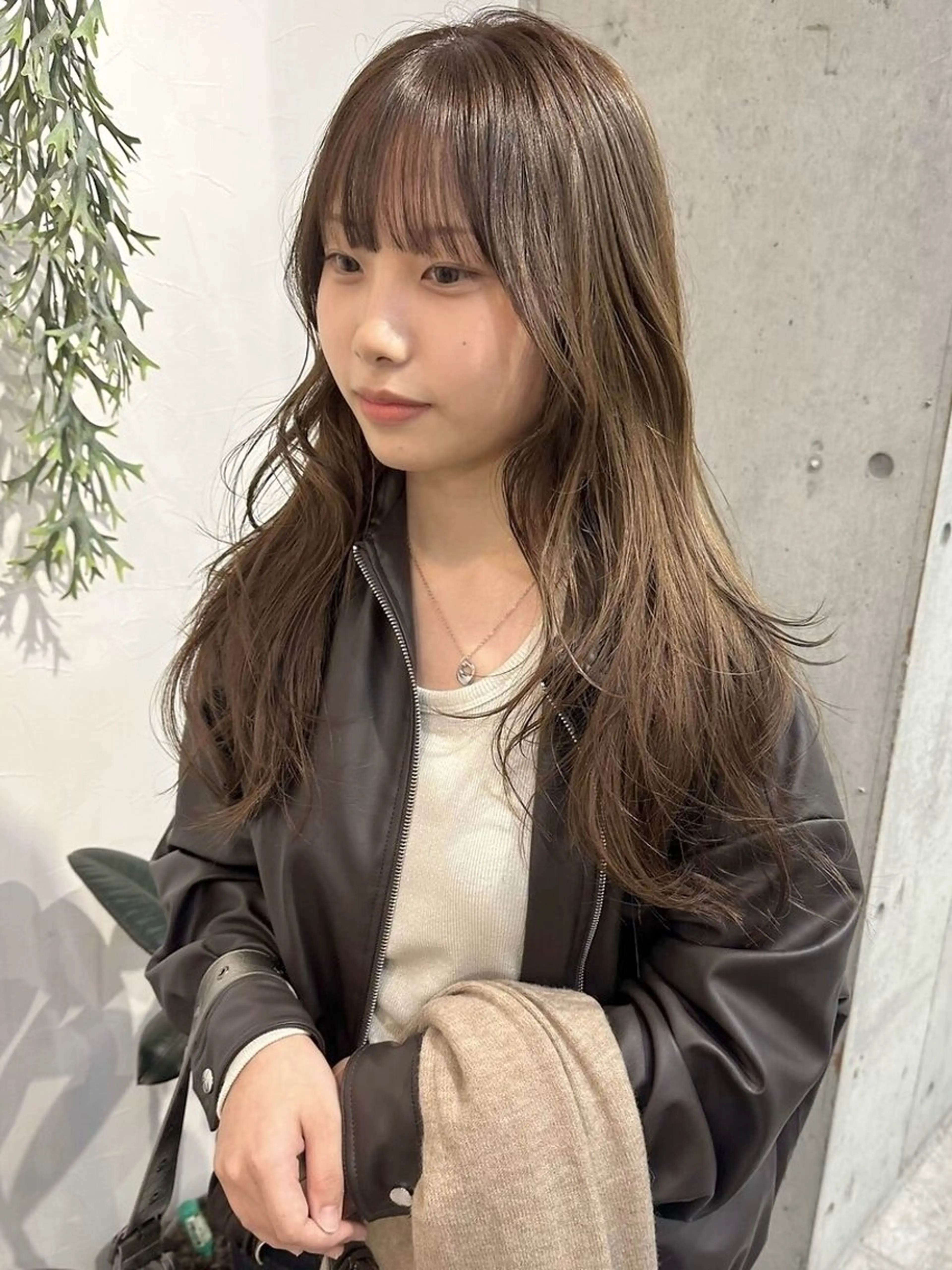 ロング カラー バレイヤージュ ブリーチ ケアブリーチ グレージュ ハイライトカラー カット ヘアカラー lani 天神大名/ブリーチのヘアスタイル