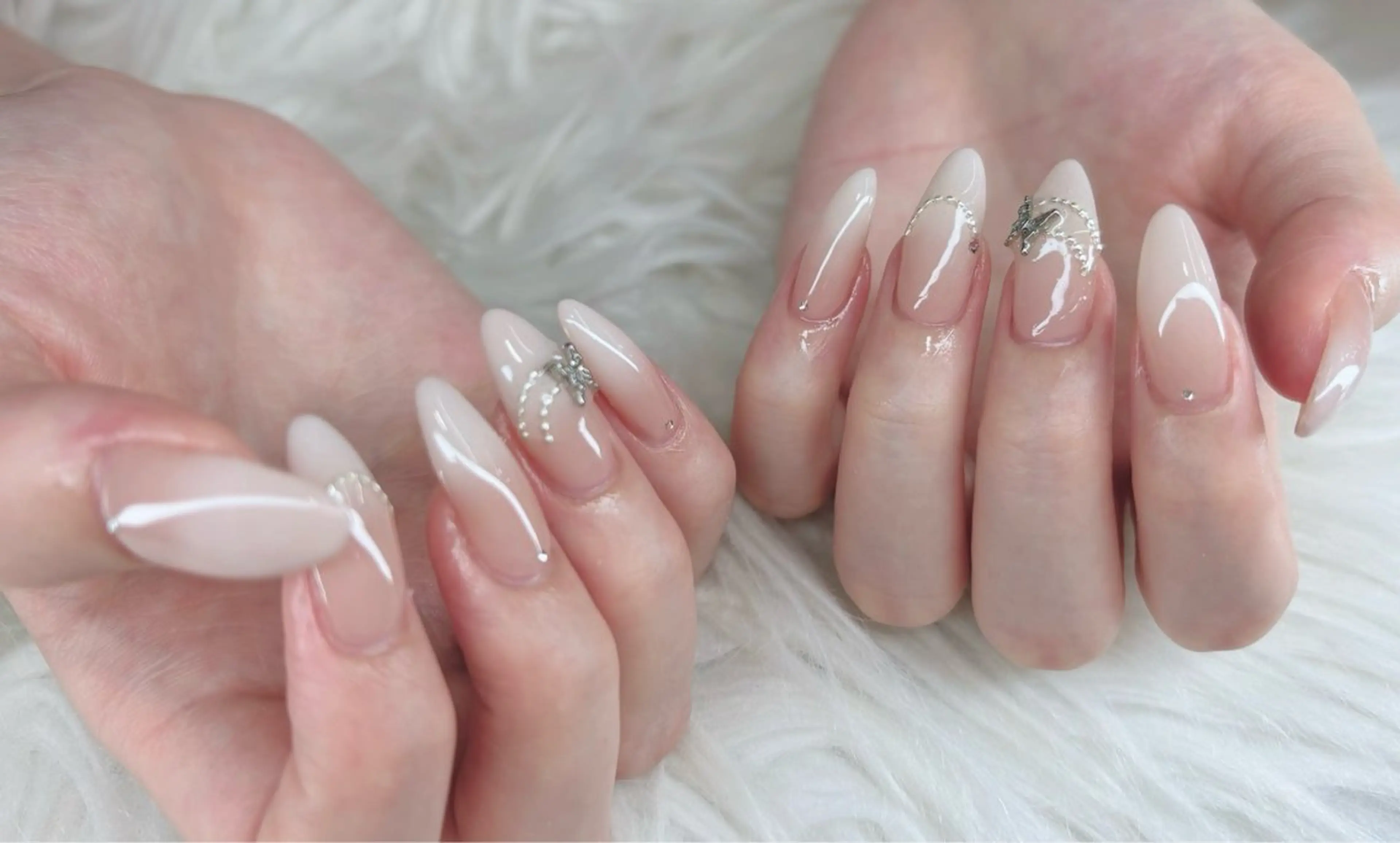 ネイル オーロラネイル ブルー チークネイル フットネイル フレンチネイル NAILS168 大家店のネイルデザイン