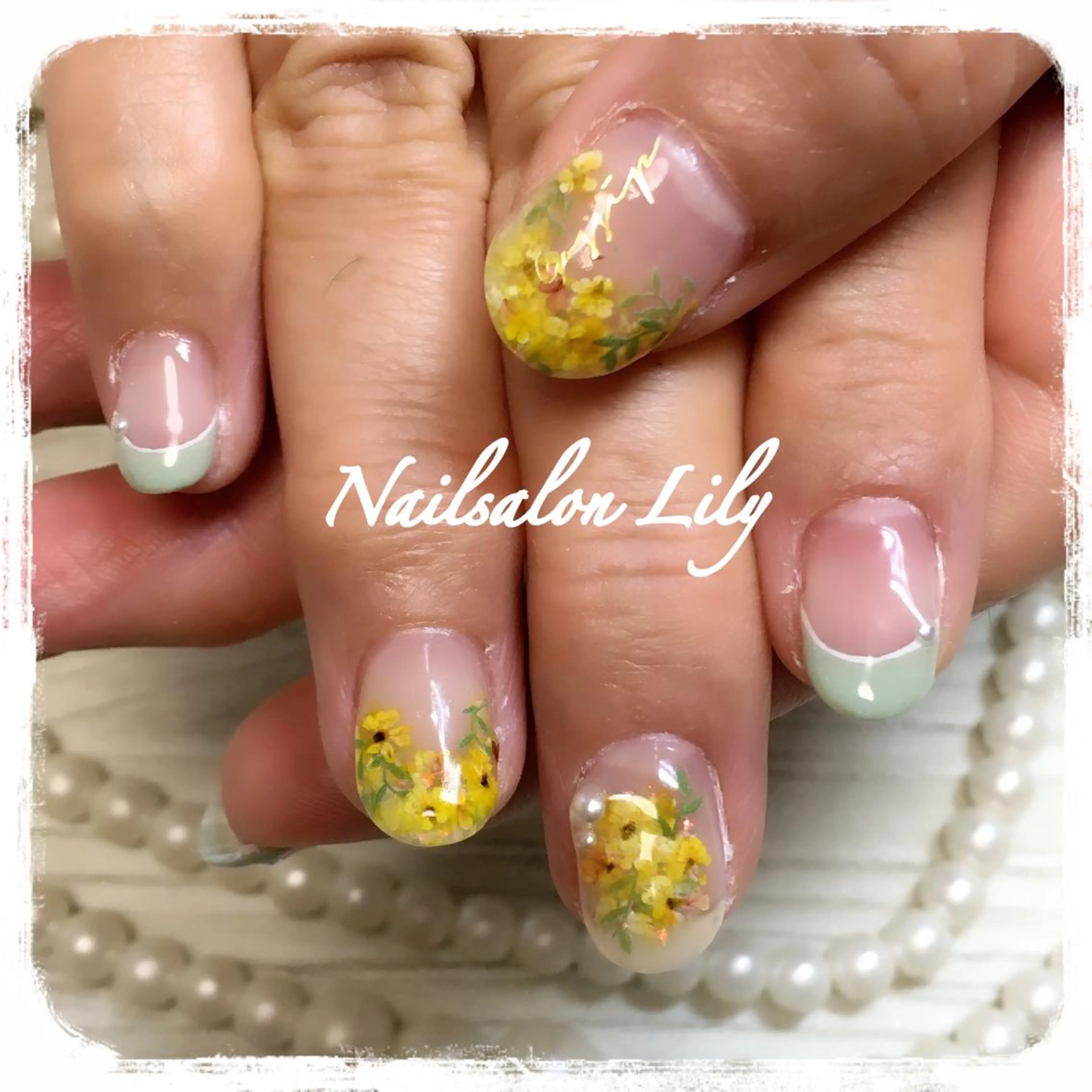 ネイル Nailsalon Lilyのネイルデザイン