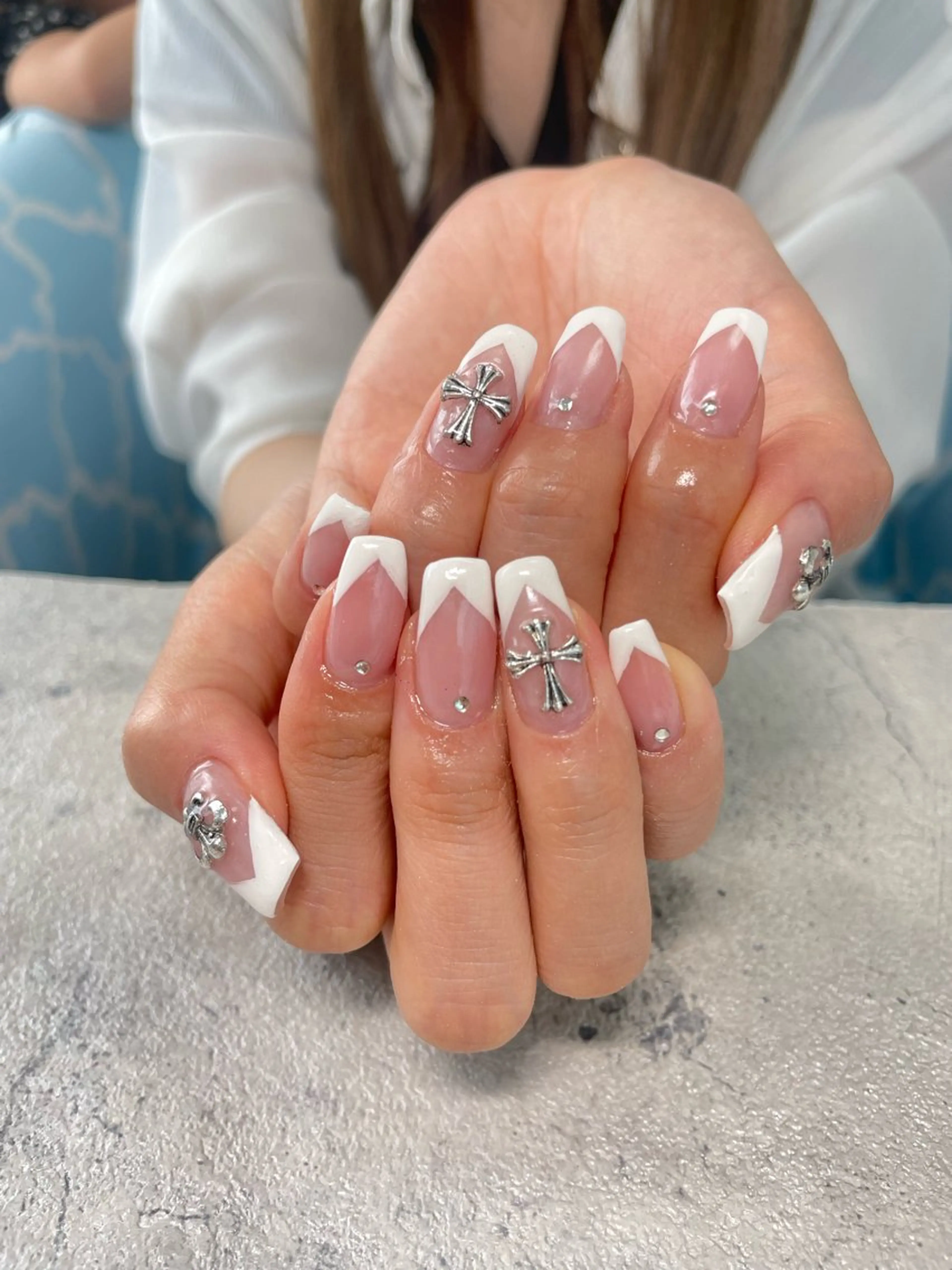 ネイル フレンチネイル はるひな ねいるのネイルデザイン