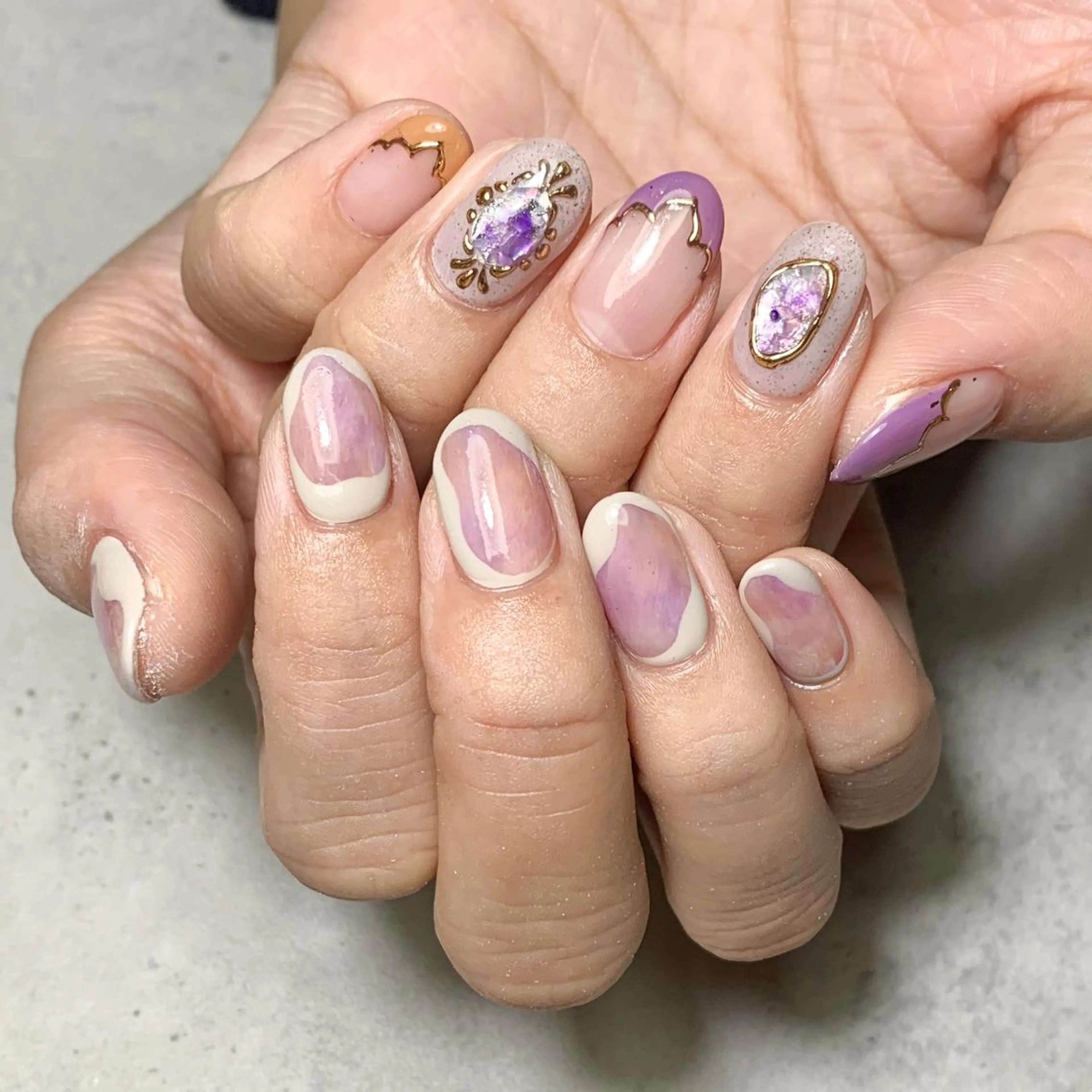 ネイル ハンドネイル atelier　FIORITURA所属・FIORITURA aiのネイルデザイン