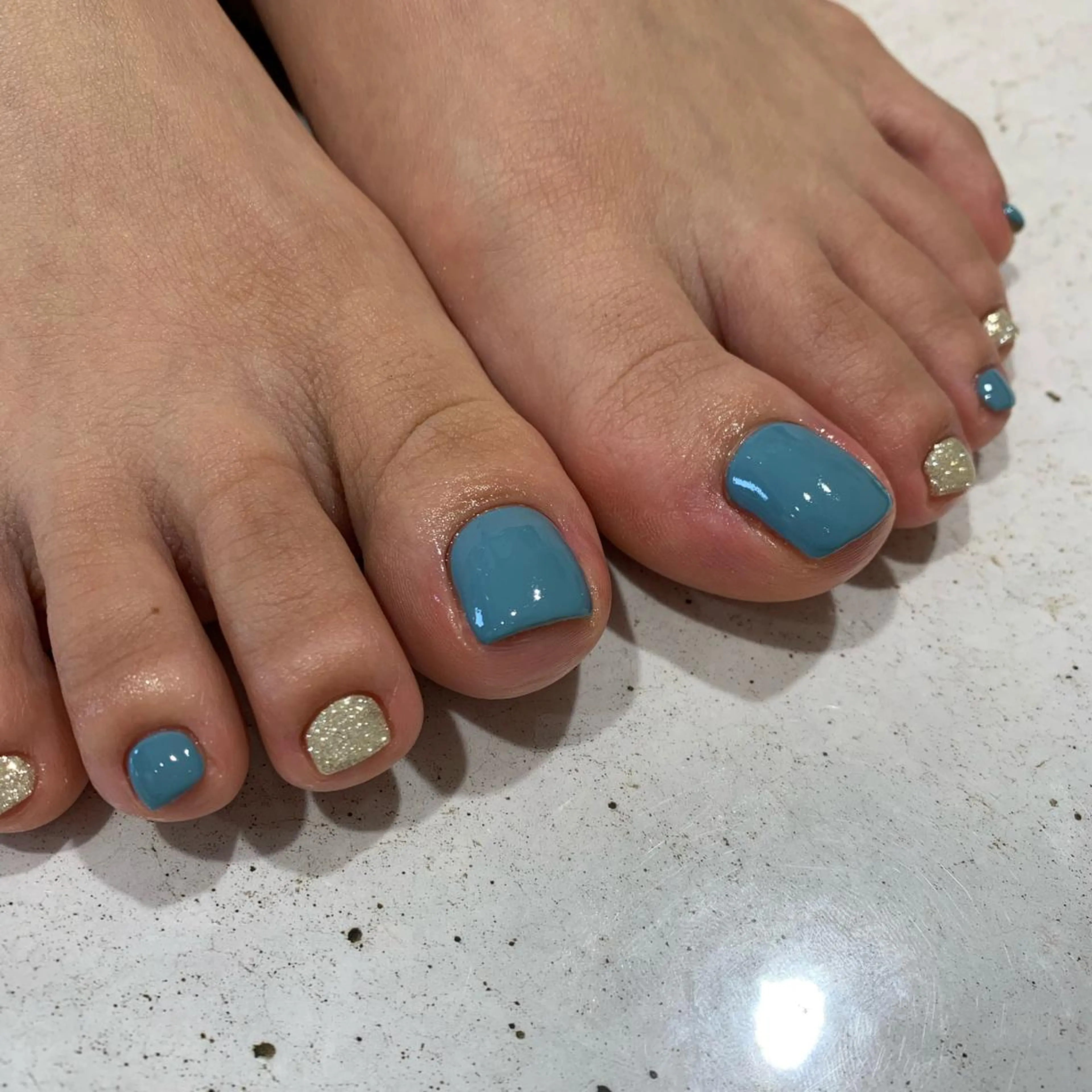 ネイル フットネイル 佐藤 穂乃香のネイルデザイン