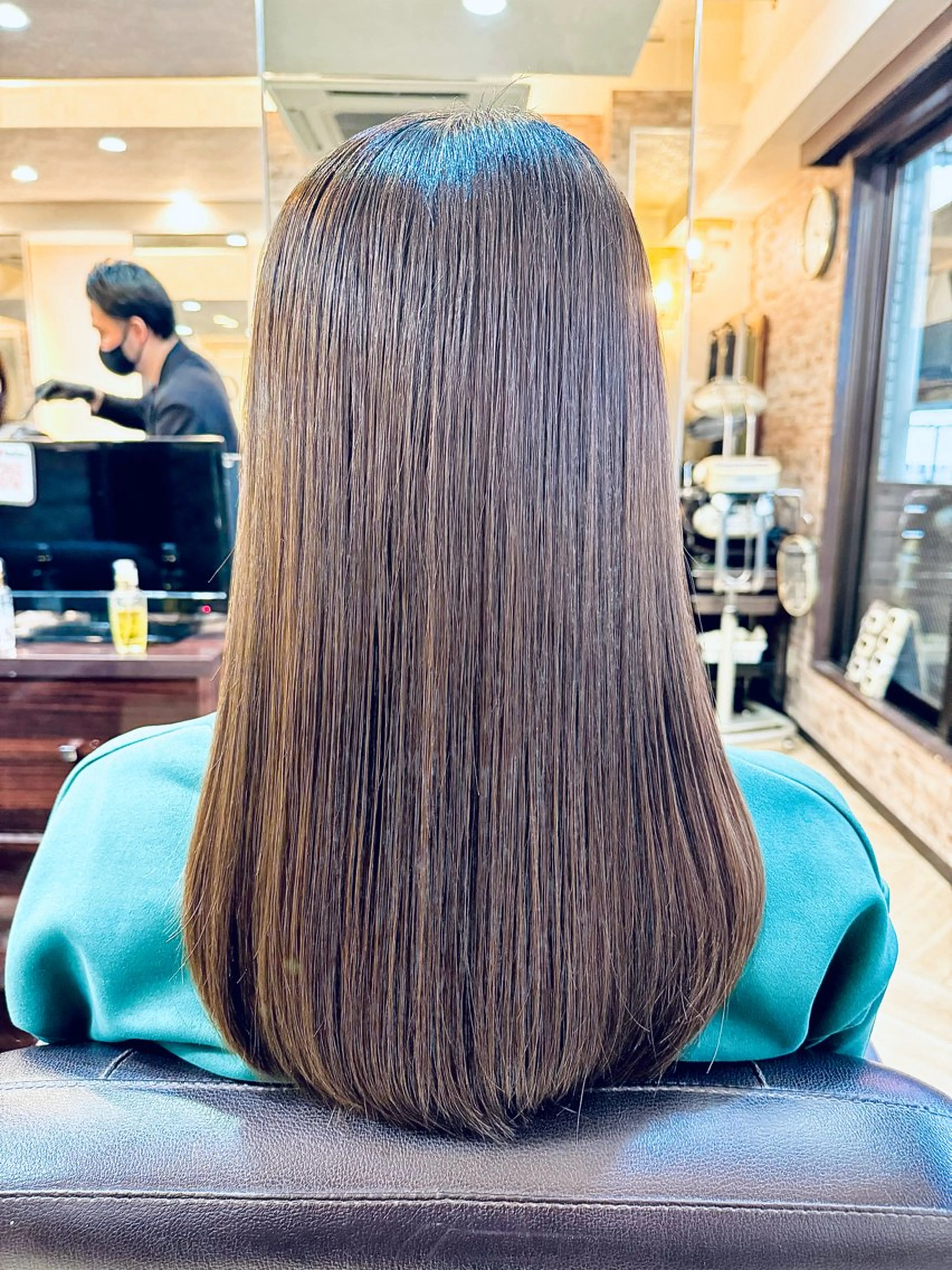 ロング 髪質改善 レイヤーカット シャギー トリートメント 酸熱トリートメント トリートメント CHARA Chalone池袋店所属・髪質改善池袋𓊆 大士𓊇ダブルカラーのヘアスタイル