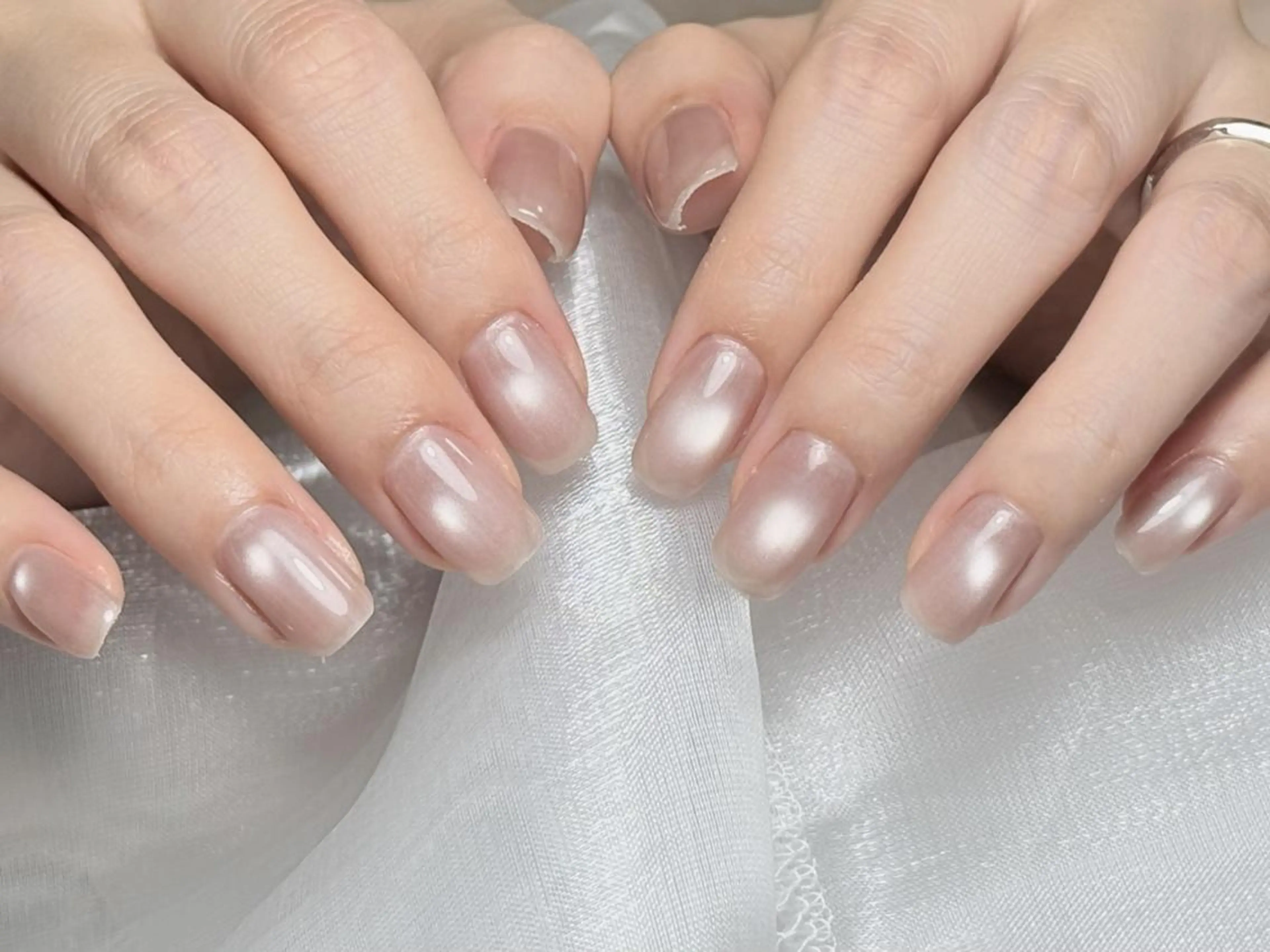 ネイル ハンドネイル ヨウ キョウセンのネイルデザイン