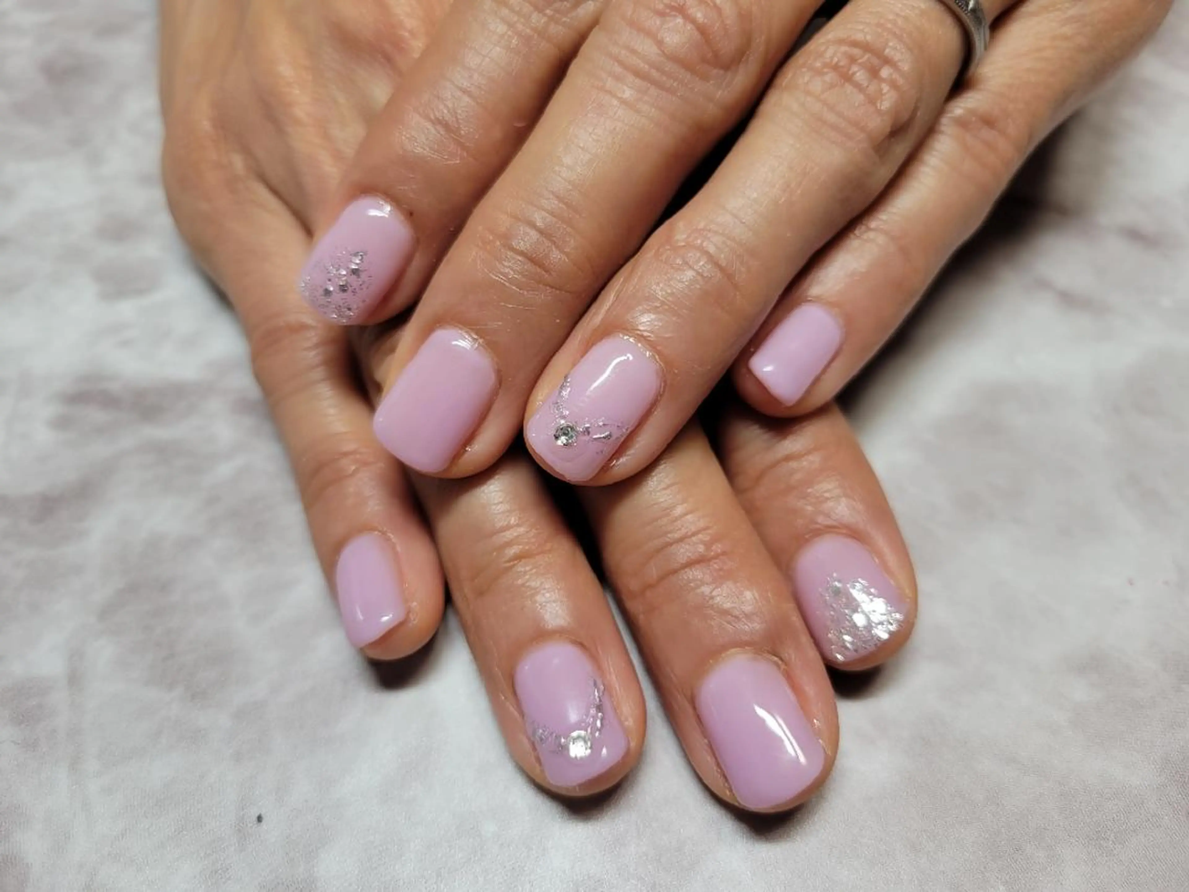 ネイル アートネイル ラメ(グリッター) シンプルネイル Nails and  Beauty-Mのネイルデザイン