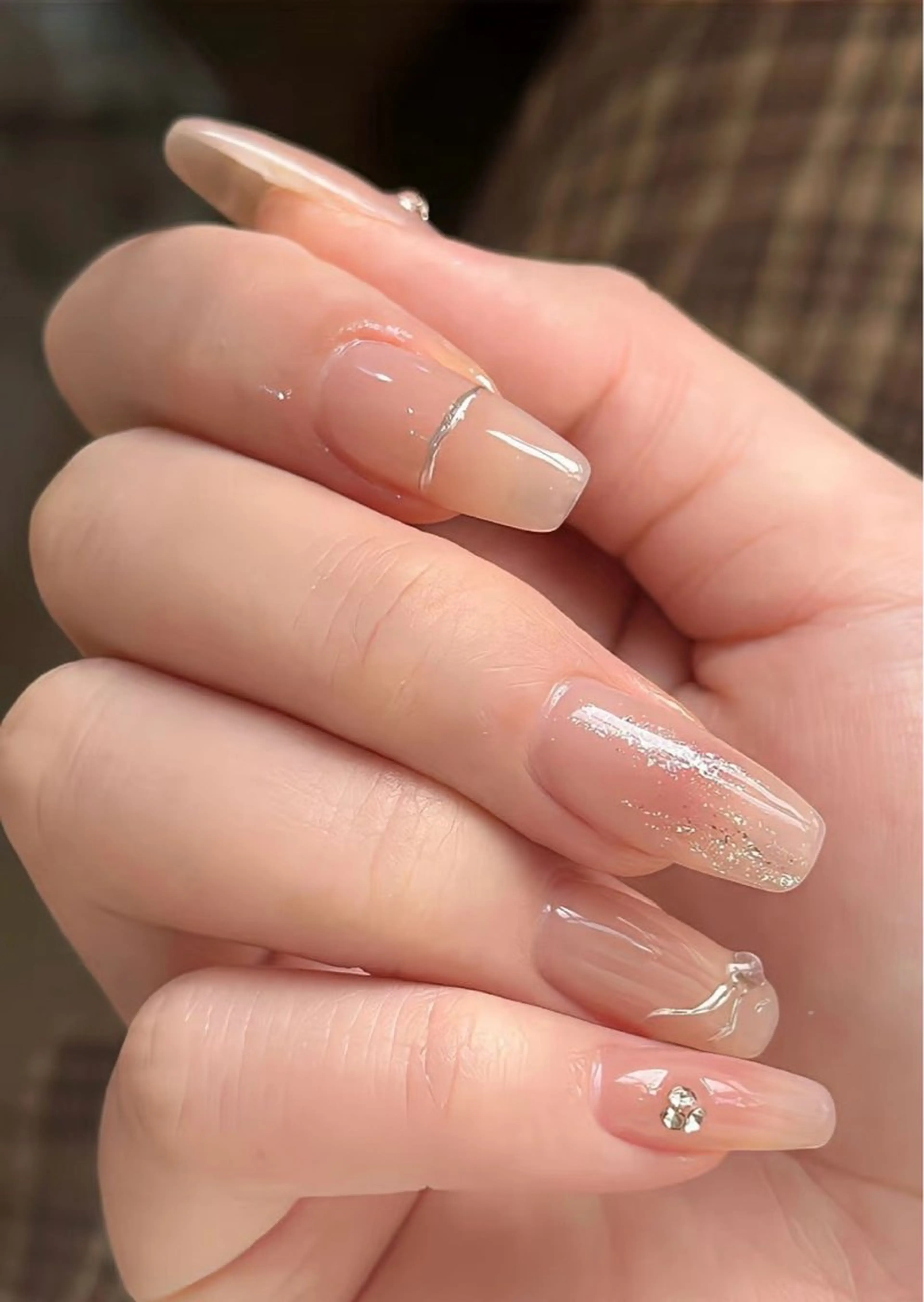 ネイル 高木 維麗絲のネイルデザイン