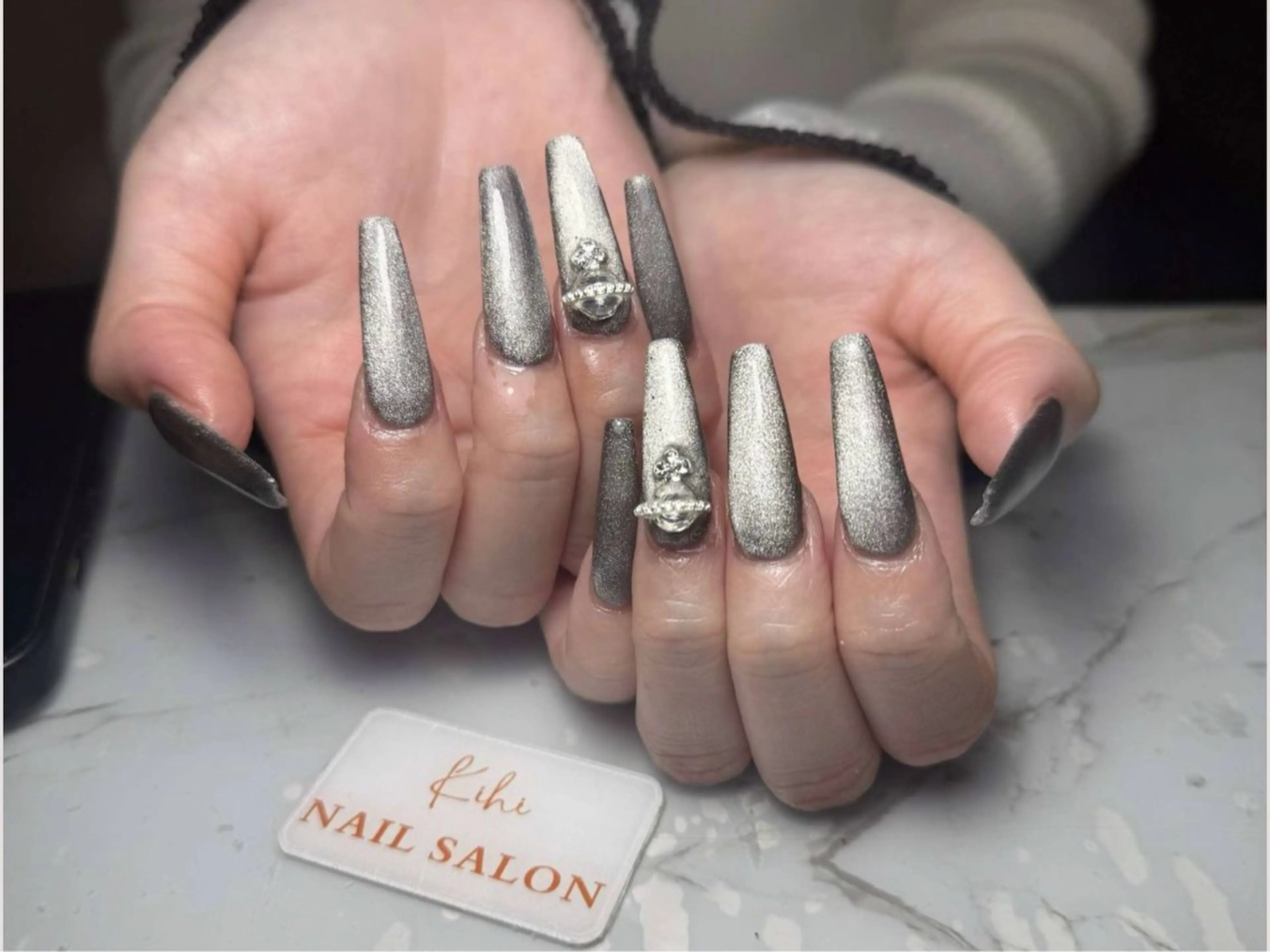 ネイル アートネイル フレンチネイル ジェルネイル グラデーション 韓国ネイル ハンドネイル 💕鈴木ユリ パラジェル/オフ無料のネイルデザイン