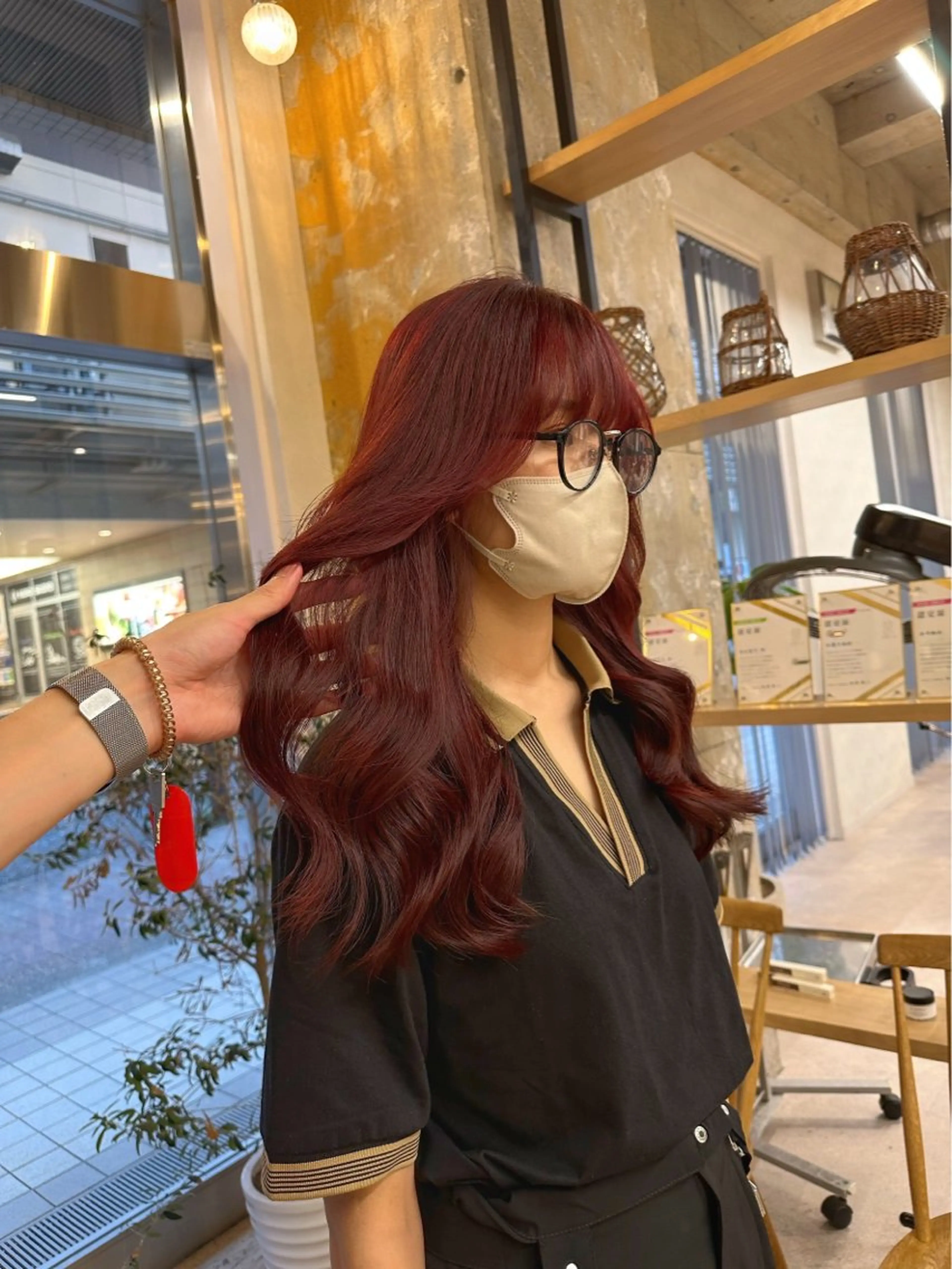 ロング カラー HAIR&MAKE  EARTH若葉台店所属・ICHIRI" 艶カラー/縮毛矯正のヘアスタイル