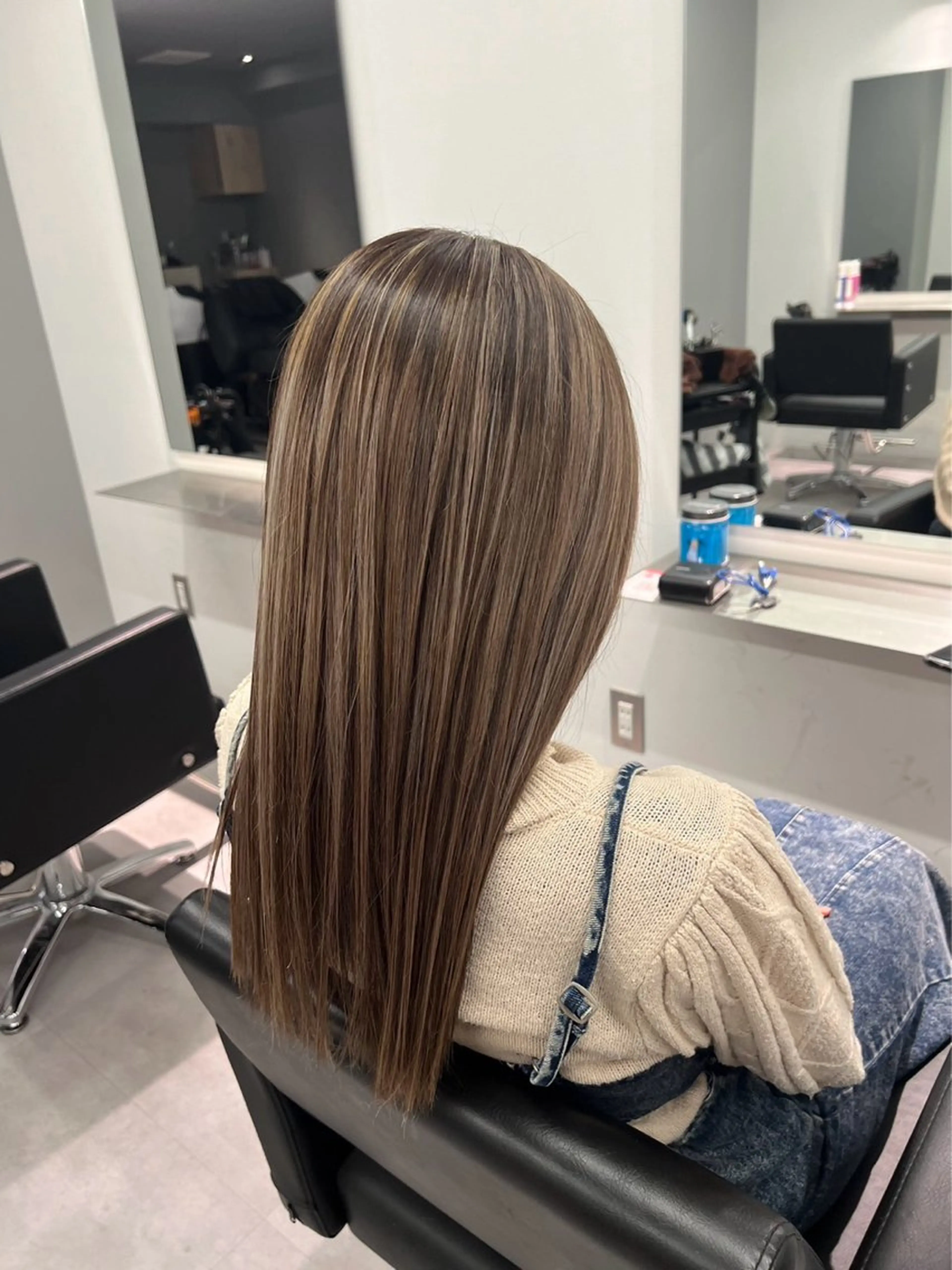 セミロング ヘアカラー 山下 光太郎のヘアスタイル