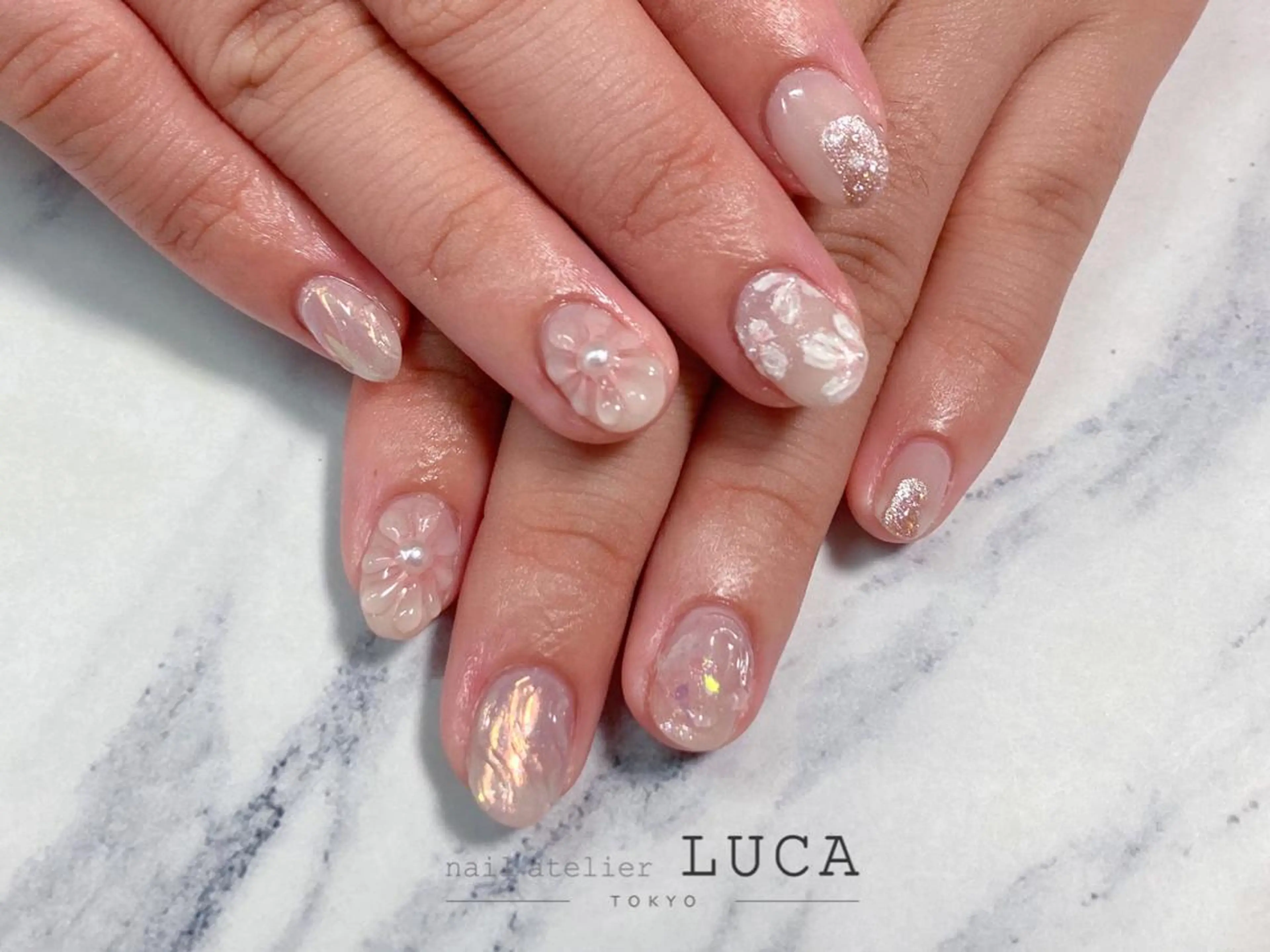 ネイル アートネイル オーロラネイル クリアネイル 長さ出し フットネイル ハンドネイル ネイルアトリエルカ スタッフのネイルデザイン