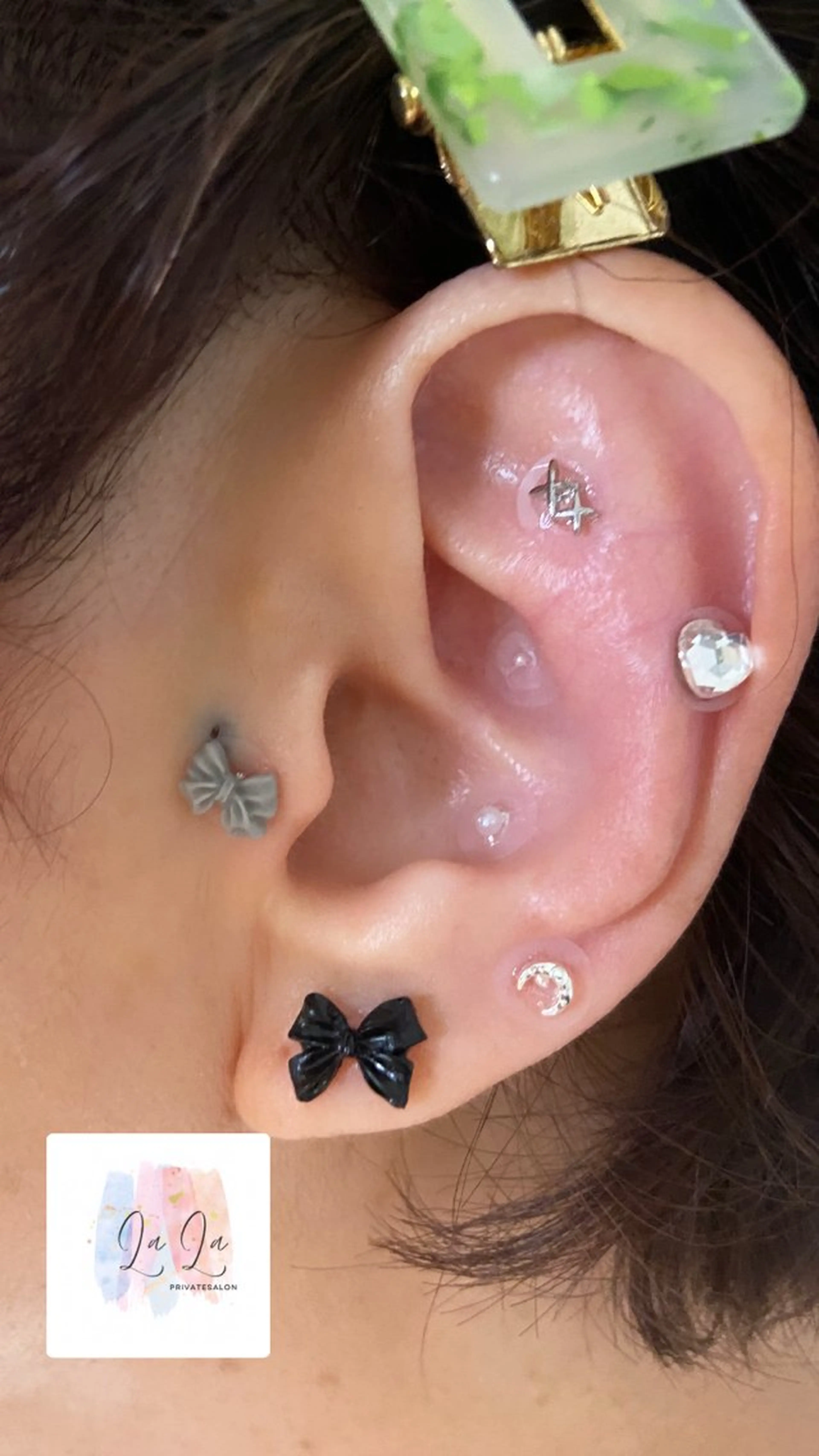 耳ツボジュエリー💎付け放題👂の写真