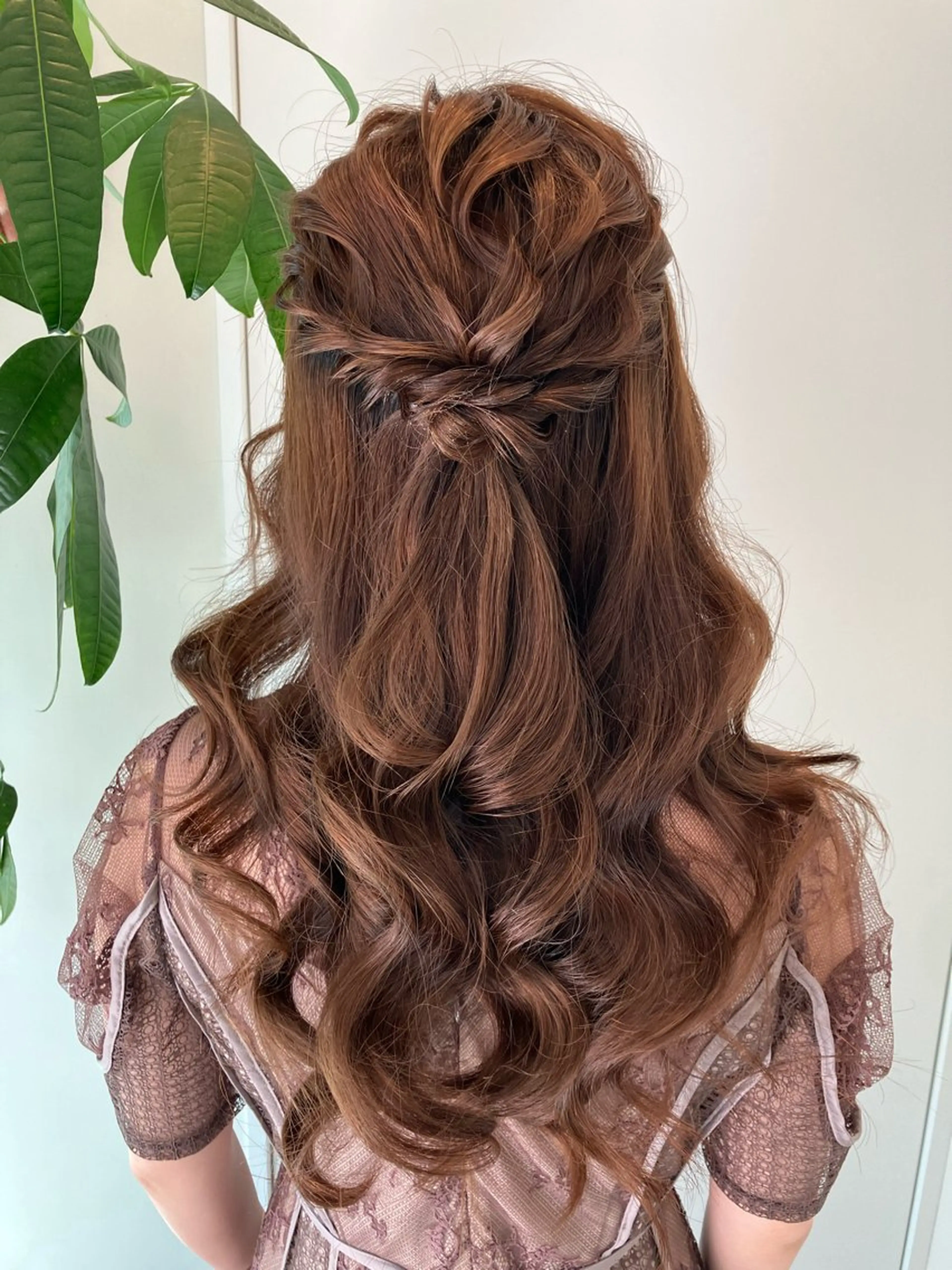 ヘアアレンジ ハーフアップ 結婚式・ブライダル Hair&Make Nahoのマツエク・マツパデザイン