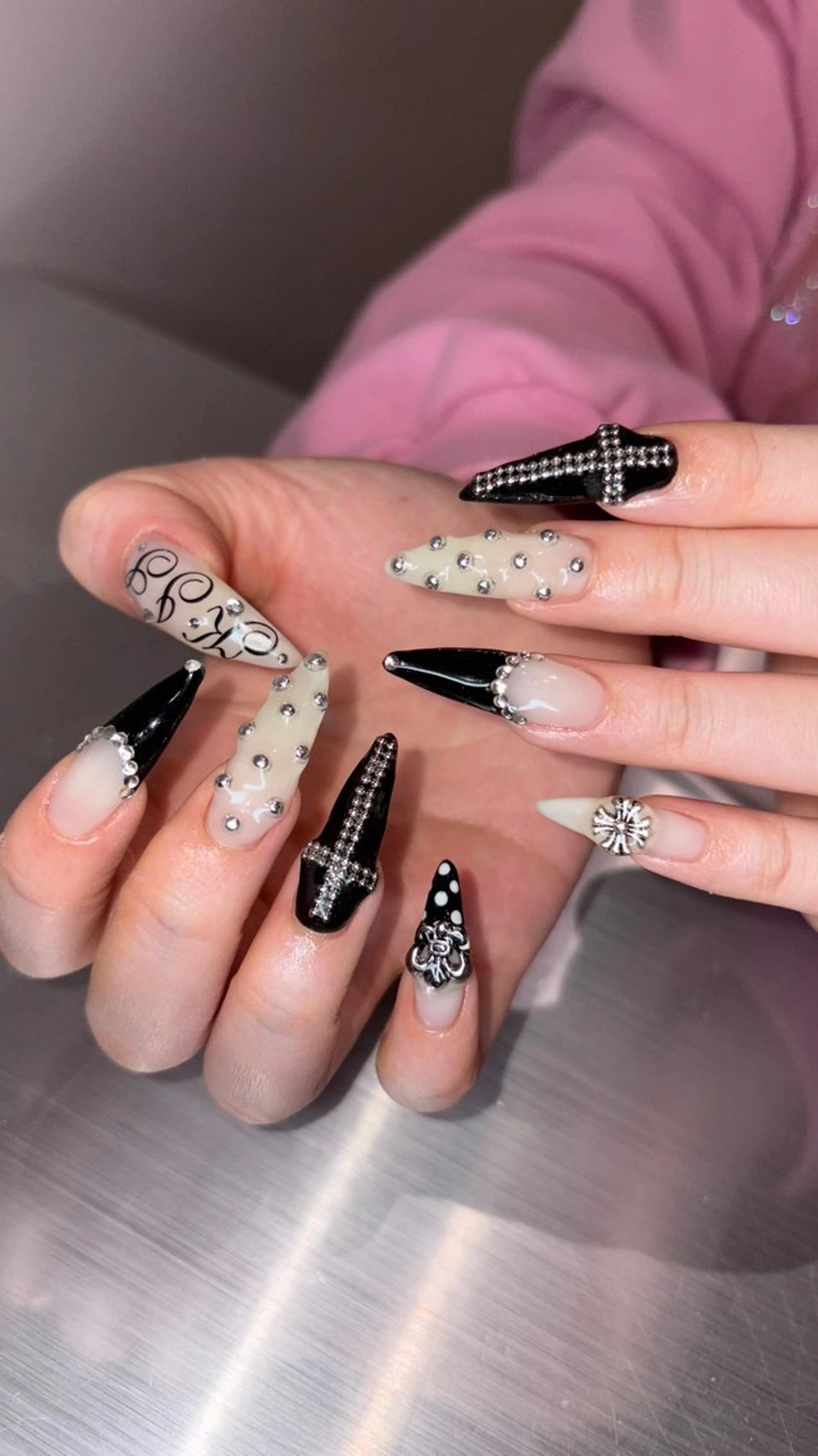 ネイル 👽個性派ネイル🎀 komachiのマツエク・マツパデザイン