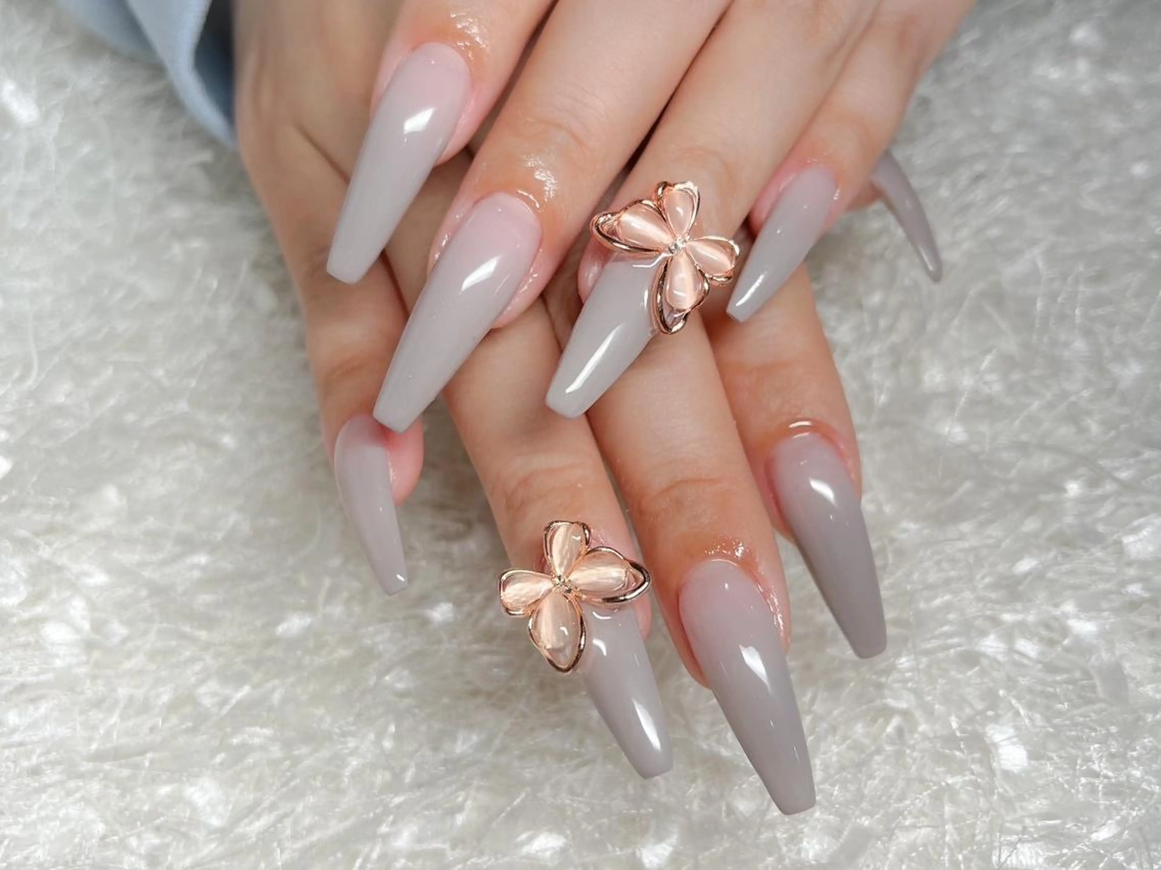 ネイル 長さ出し フレンチネイル ジェルネイル グラデーション 韓国ネイル ハンドネイル Nail&eye Belire 新宿のネイルデザイン