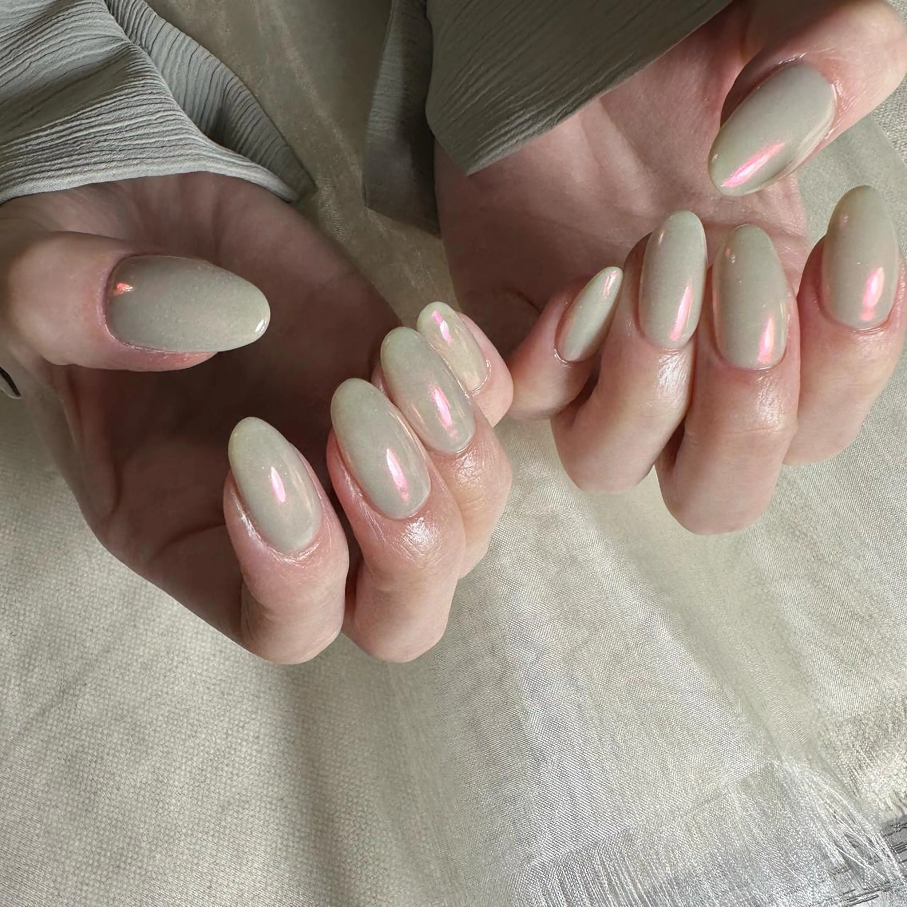 ネイル repos~ルポ~所属・里見 麗のネイルデザイン